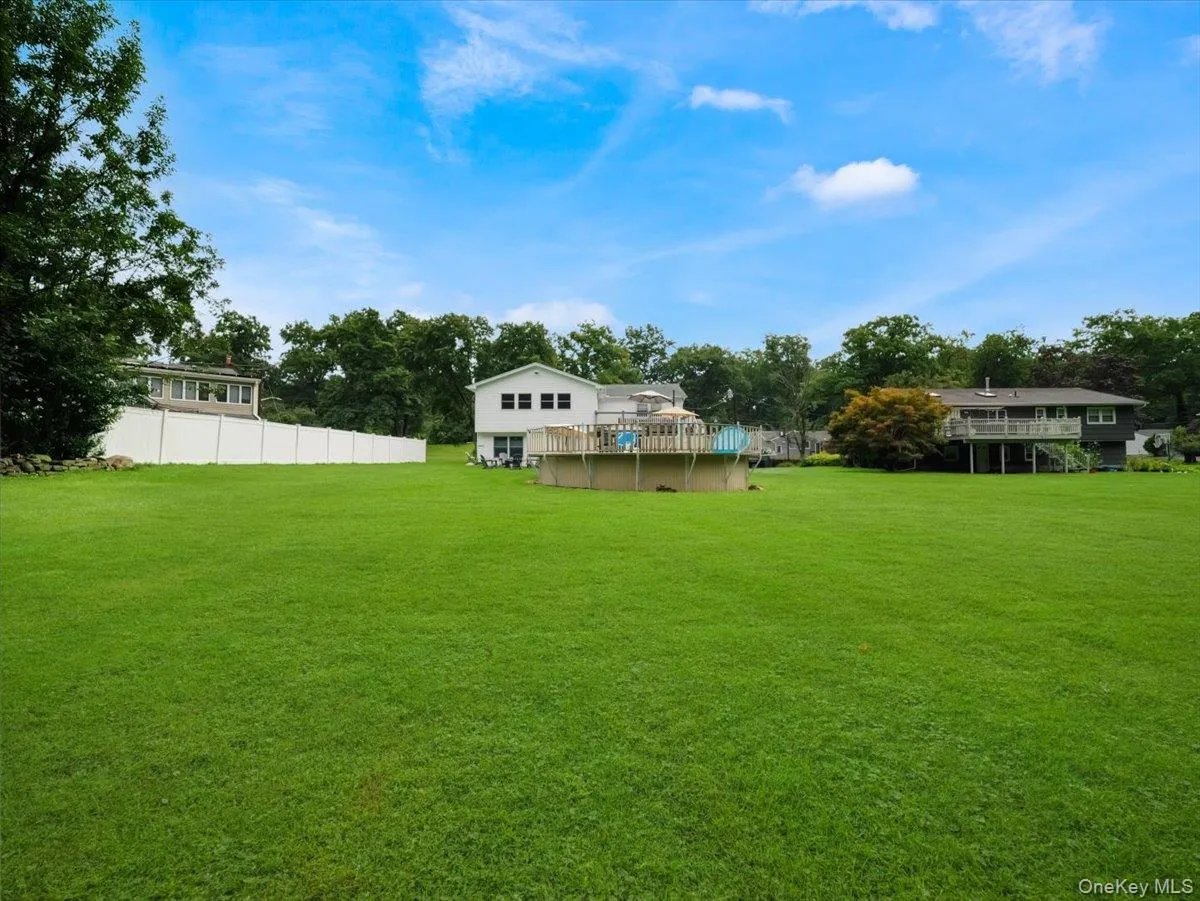 1 Park Lane, Clarkstown, NY, 4 Bedrooms Bedrooms, 11 Rooms Rooms,2 BathroomsBathrooms,Residential,For Rent,Park,0,1050299 1 Park Lane, Clarkstown, NY, 4 Bedrooms Bedrooms, 11 Rooms Rooms,2 BathroomsBathrooms,Residential,For Rent,Park,0,1050299