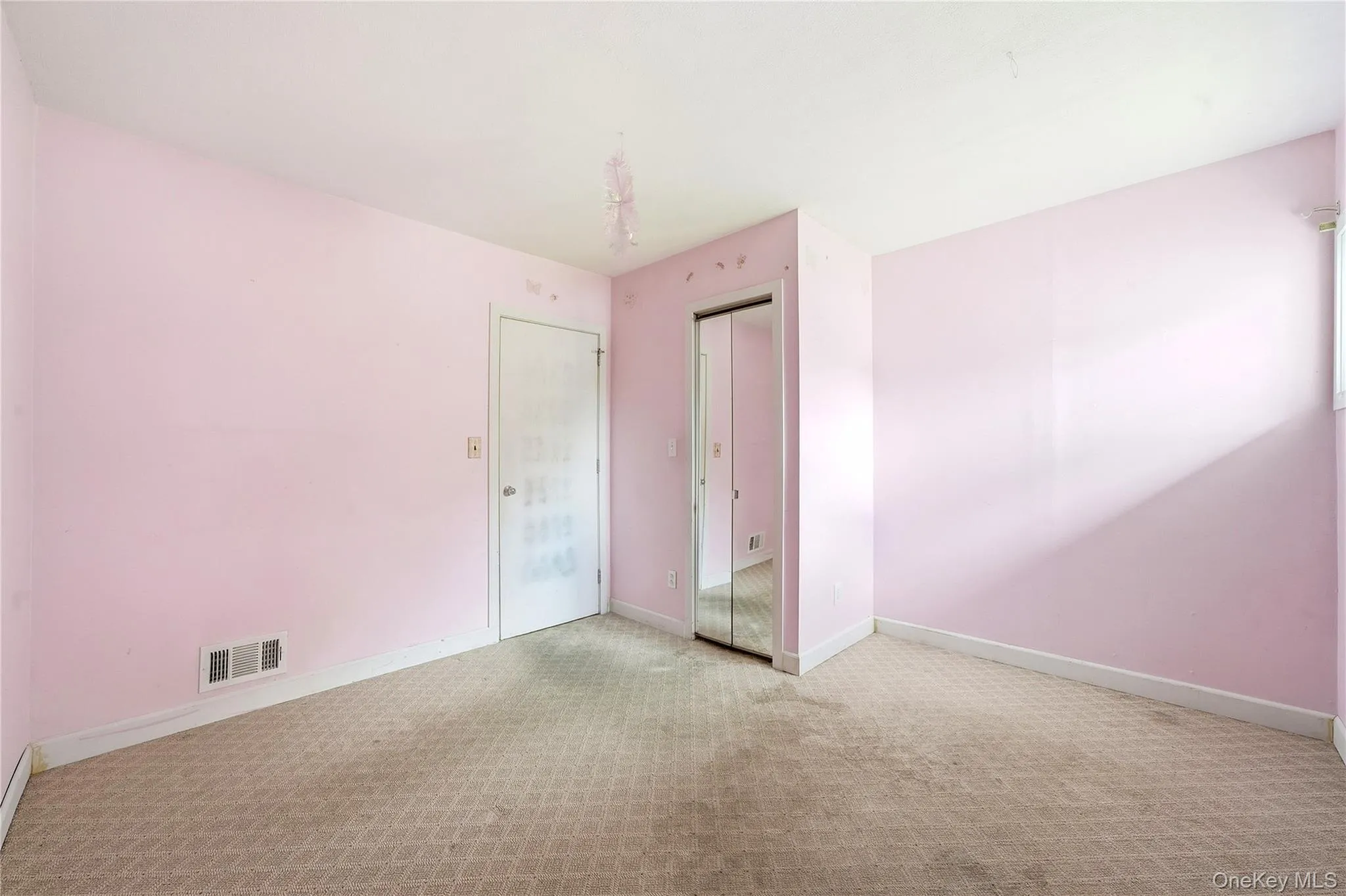 156 Broadway, Oyster Bay, NY, 3 Bedrooms Bedrooms, 6 Rooms Rooms,1 BathroomBathrooms,Residential,For Rent,Broadway,0,1050303 156 Broadway, Oyster Bay, NY, 3 Bedrooms Bedrooms, 6 Rooms Rooms,1 BathroomBathrooms,Residential,For Rent,Broadway,0,1050303