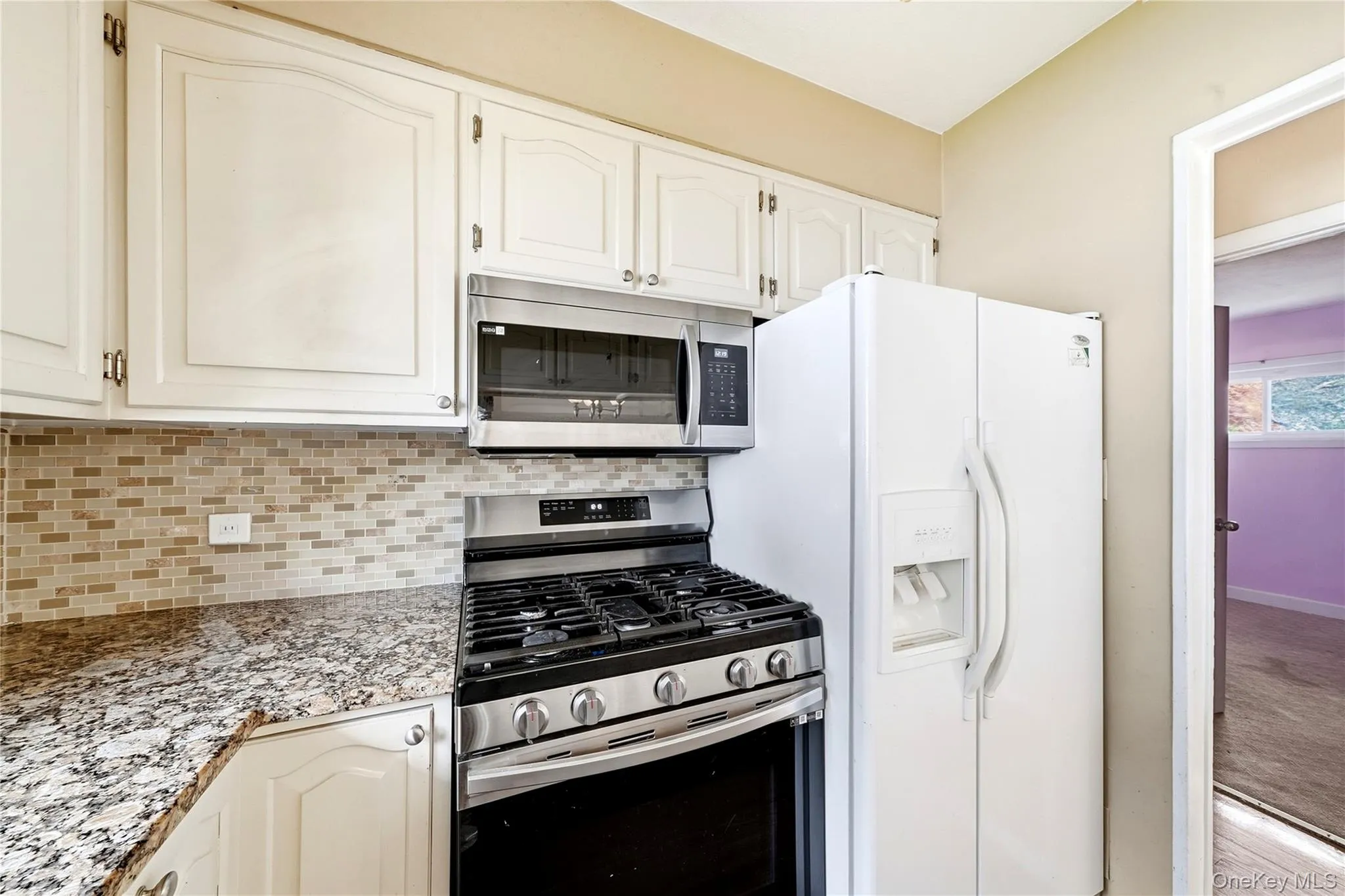 156 Broadway, Oyster Bay, NY, 3 Bedrooms Bedrooms, 6 Rooms Rooms,1 BathroomBathrooms,Residential,For Rent,Broadway,0,1050303 156 Broadway, Oyster Bay, NY, 3 Bedrooms Bedrooms, 6 Rooms Rooms,1 BathroomBathrooms,Residential,For Rent,Broadway,0,1050303