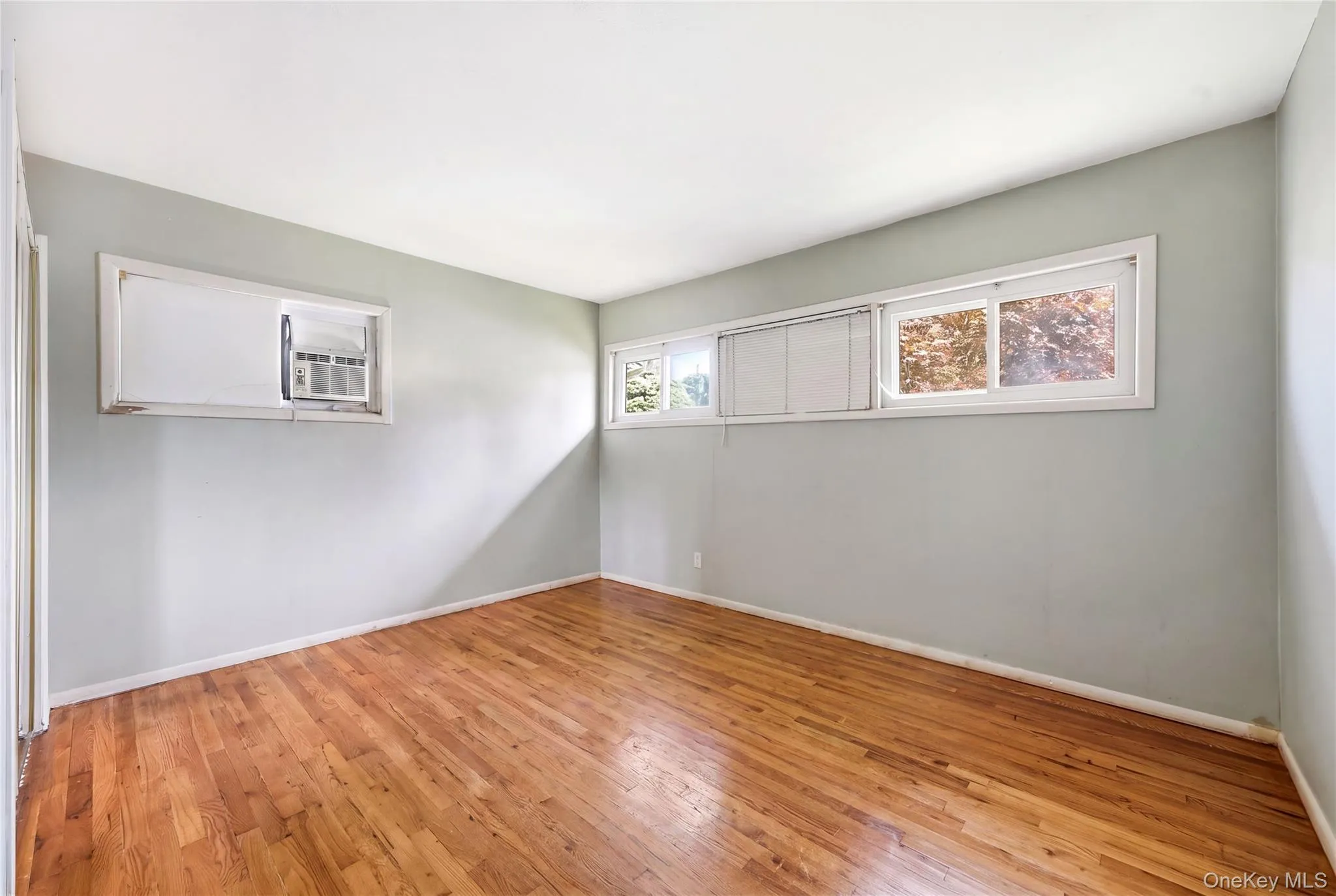 156 Broadway, Oyster Bay, NY, 3 Bedrooms Bedrooms, 6 Rooms Rooms,1 BathroomBathrooms,Residential,For Rent,Broadway,0,1050303 156 Broadway, Oyster Bay, NY, 3 Bedrooms Bedrooms, 6 Rooms Rooms,1 BathroomBathrooms,Residential,For Rent,Broadway,0,1050303