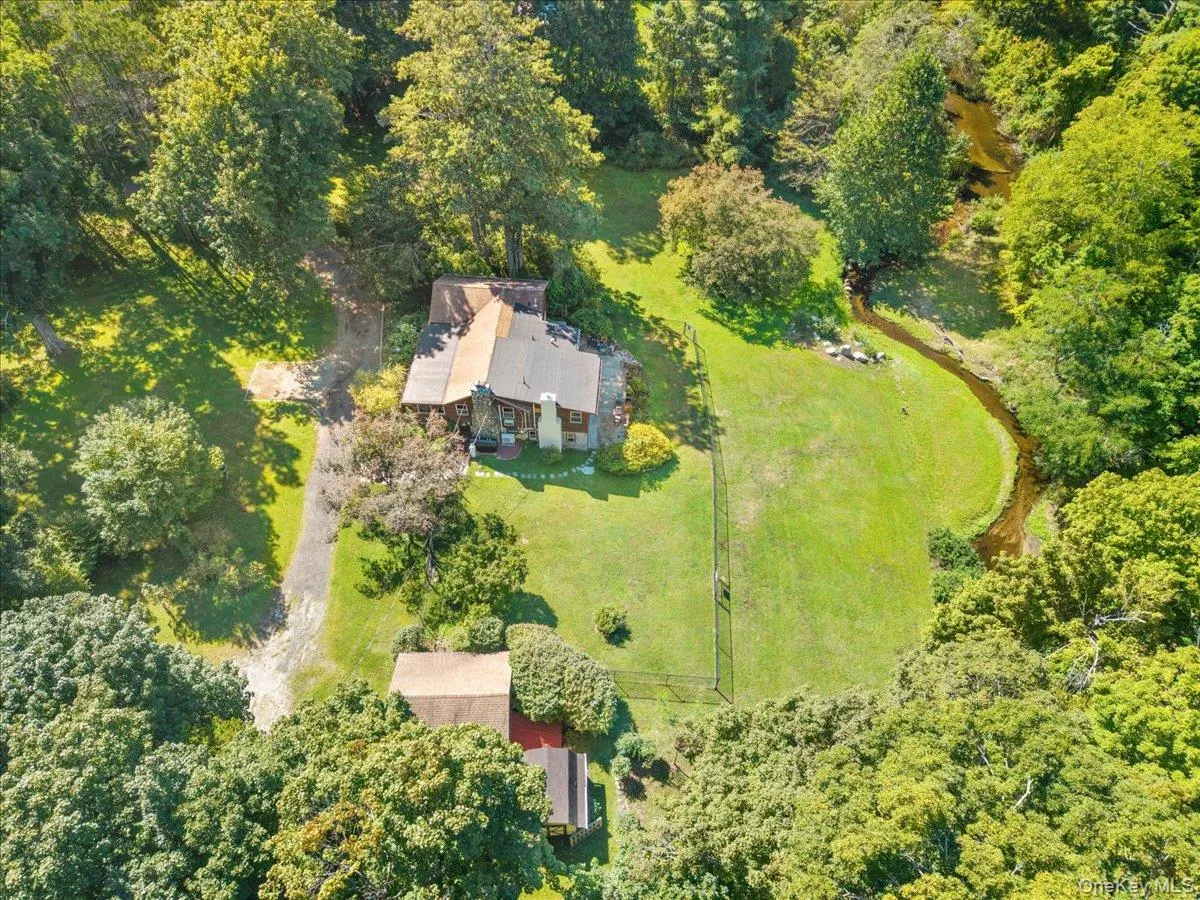 291 Peekskill Hollow Road, Putnam Valley, NY, 4 Bedrooms Bedrooms, 8 Rooms Rooms,3 BathroomsBathrooms,Residential,For Rent,Peekskill Hollow,0,1050310 291 Peekskill Hollow Road, Putnam Valley, NY, 4 Bedrooms Bedrooms, 8 Rooms Rooms,3 BathroomsBathrooms,Residential,For Rent,Peekskill Hollow,0,1050310