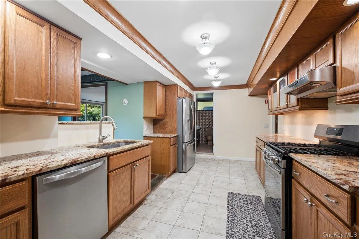 291 Peekskill Hollow Road, Putnam Valley, NY, 4 Bedrooms Bedrooms, 8 Rooms Rooms,3 BathroomsBathrooms,Residential,For Rent,Peekskill Hollow,0,1050310 291 Peekskill Hollow Road, Putnam Valley, NY, 4 Bedrooms Bedrooms, 8 Rooms Rooms,3 BathroomsBathrooms,Residential,For Rent,Peekskill Hollow,0,1050310