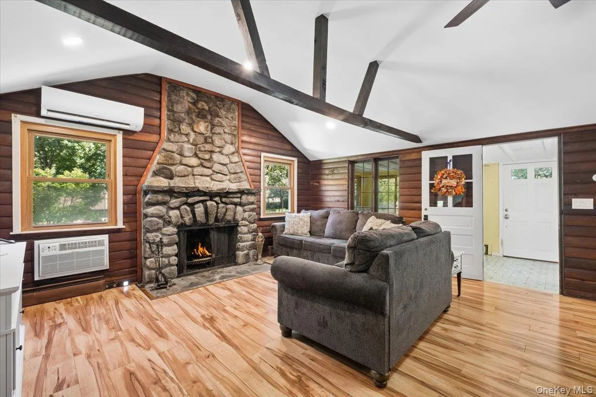 291 Peekskill Hollow Road, Putnam Valley, NY, 4 Bedrooms Bedrooms, 8 Rooms Rooms,3 BathroomsBathrooms,Residential,For Rent,Peekskill Hollow,0,1050310 291 Peekskill Hollow Road, Putnam Valley, NY, 4 Bedrooms Bedrooms, 8 Rooms Rooms,3 BathroomsBathrooms,Residential,For Rent,Peekskill Hollow,0,1050310