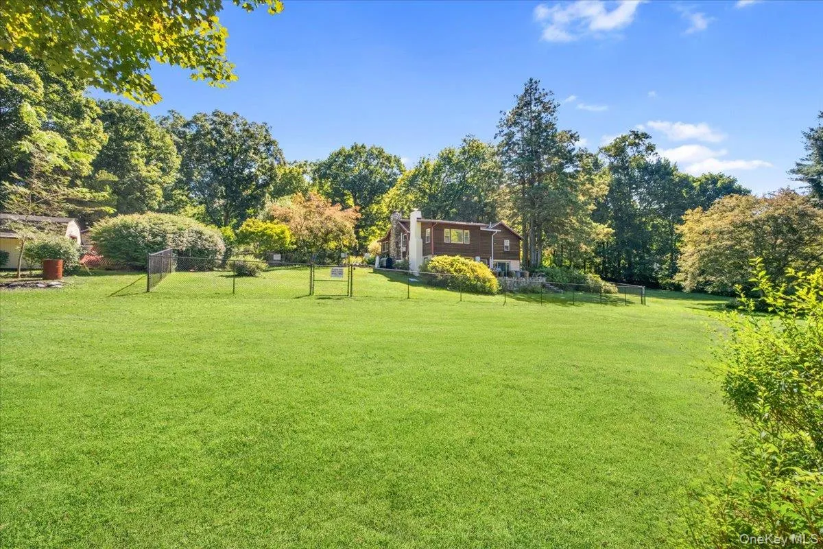 291 Peekskill Hollow Road, Putnam Valley, NY, 4 Bedrooms Bedrooms, 8 Rooms Rooms,3 BathroomsBathrooms,Residential,For Rent,Peekskill Hollow,0,1050310 291 Peekskill Hollow Road, Putnam Valley, NY, 4 Bedrooms Bedrooms, 8 Rooms Rooms,3 BathroomsBathrooms,Residential,For Rent,Peekskill Hollow,0,1050310