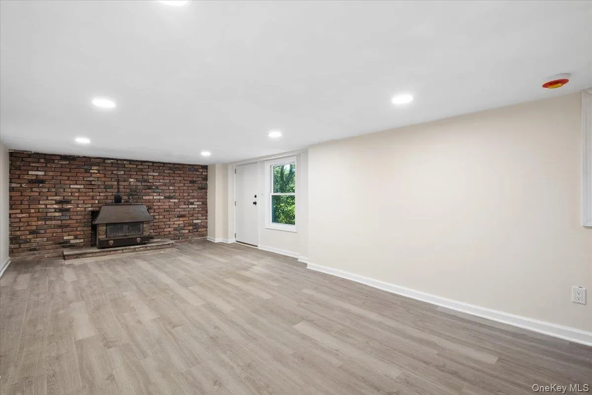 110 Pleasant Road, Putnam Valley, NY, 2 Bedrooms Bedrooms, 5 Rooms Rooms,1 BathroomBathrooms,Residential,For Rent,Pleasant,0,1050311 110 Pleasant Road, Putnam Valley, NY, 2 Bedrooms Bedrooms, 5 Rooms Rooms,1 BathroomBathrooms,Residential,For Rent,Pleasant,0,1050311