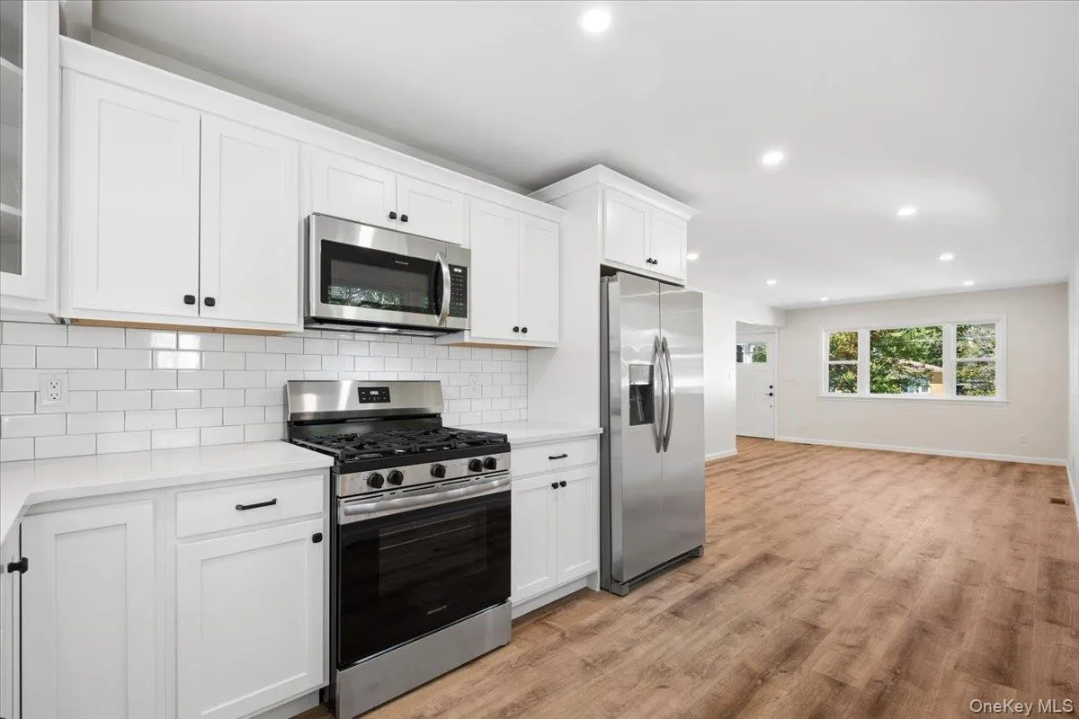 110 Pleasant Road, Putnam Valley, NY, 2 Bedrooms Bedrooms, 5 Rooms Rooms,1 BathroomBathrooms,Residential,For Rent,Pleasant,0,1050311 110 Pleasant Road, Putnam Valley, NY, 2 Bedrooms Bedrooms, 5 Rooms Rooms,1 BathroomBathrooms,Residential,For Rent,Pleasant,0,1050311