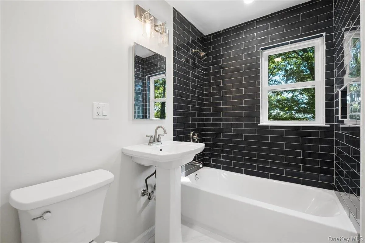 110 Pleasant Road, Putnam Valley, NY, 2 Bedrooms Bedrooms, 5 Rooms Rooms,1 BathroomBathrooms,Residential,For Rent,Pleasant,0,1050311 110 Pleasant Road, Putnam Valley, NY, 2 Bedrooms Bedrooms, 5 Rooms Rooms,1 BathroomBathrooms,Residential,For Rent,Pleasant,0,1050311