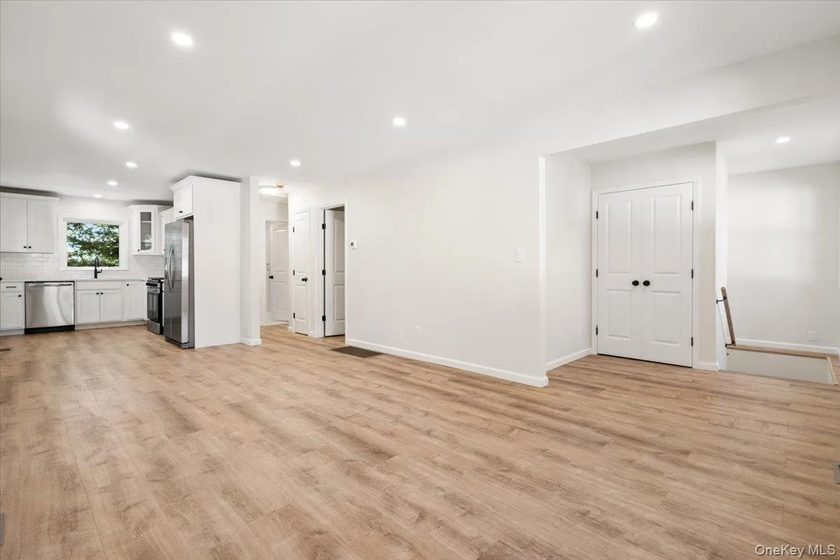 110 Pleasant Road, Putnam Valley, NY, 2 Bedrooms Bedrooms, 5 Rooms Rooms,1 BathroomBathrooms,Residential,For Rent,Pleasant,0,1050311 110 Pleasant Road, Putnam Valley, NY, 2 Bedrooms Bedrooms, 5 Rooms Rooms,1 BathroomBathrooms,Residential,For Rent,Pleasant,0,1050311