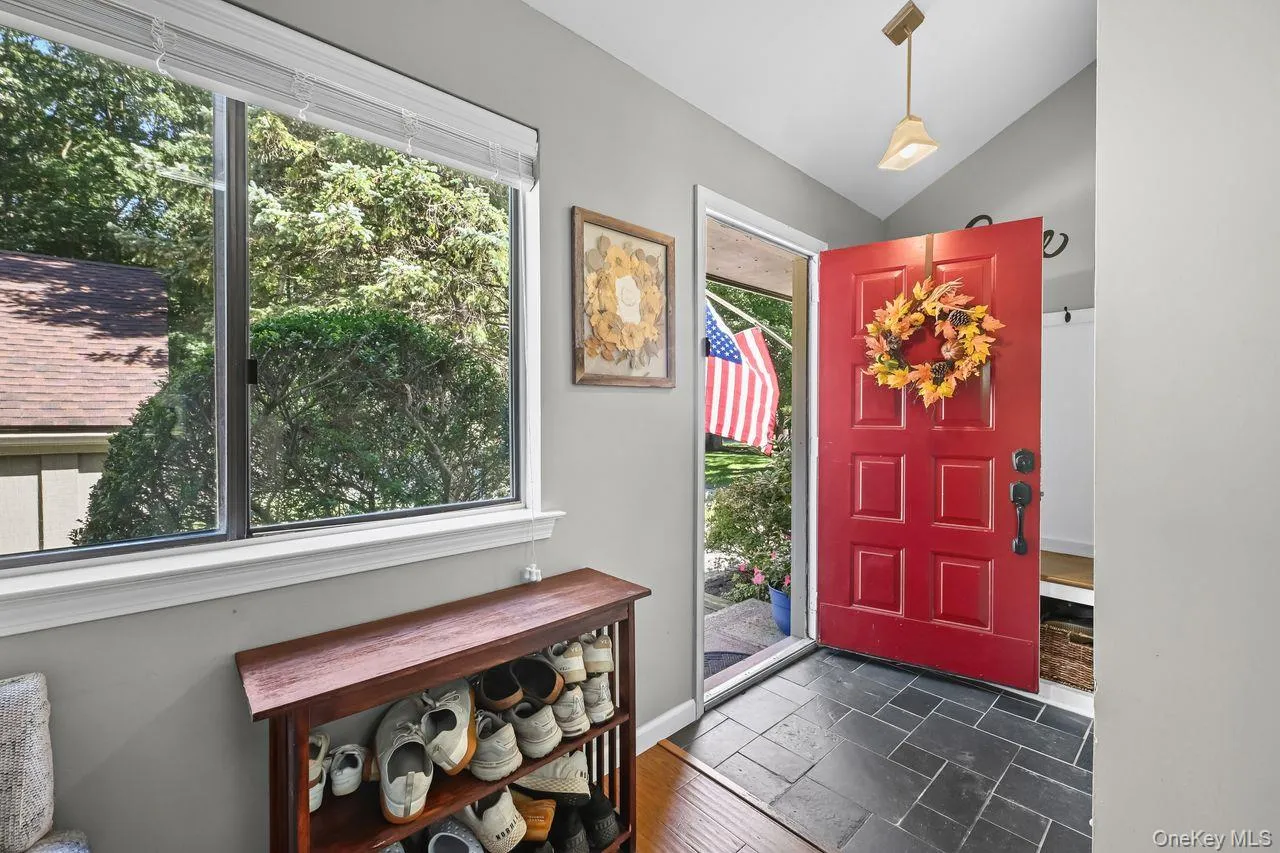 26 Oakridge Drive, Lewisboro, NY, 2 Bedrooms Bedrooms, 7 Rooms Rooms,1 BathroomBathrooms,Residential,For Rent,Oakridge,0,1050318 26 Oakridge Drive, Lewisboro, NY, 2 Bedrooms Bedrooms, 7 Rooms Rooms,1 BathroomBathrooms,Residential,For Rent,Oakridge,0,1050318