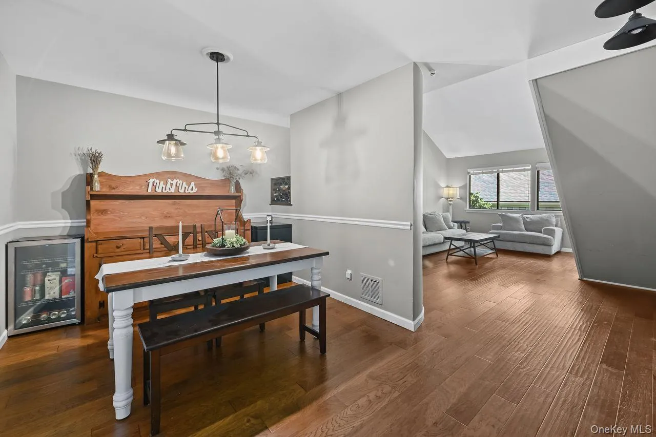 26 Oakridge Drive, Lewisboro, NY, 2 Bedrooms Bedrooms, 7 Rooms Rooms,1 BathroomBathrooms,Residential,For Rent,Oakridge,0,1050318 26 Oakridge Drive, Lewisboro, NY, 2 Bedrooms Bedrooms, 7 Rooms Rooms,1 BathroomBathrooms,Residential,For Rent,Oakridge,0,1050318
