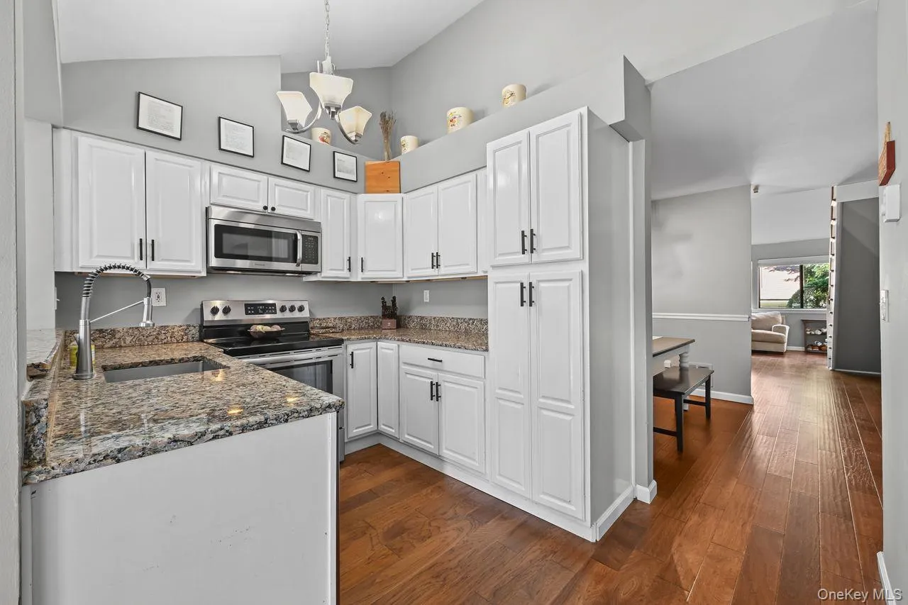 26 Oakridge Drive, Lewisboro, NY, 2 Bedrooms Bedrooms, 7 Rooms Rooms,1 BathroomBathrooms,Residential,For Rent,Oakridge,0,1050318 26 Oakridge Drive, Lewisboro, NY, 2 Bedrooms Bedrooms, 7 Rooms Rooms,1 BathroomBathrooms,Residential,For Rent,Oakridge,0,1050318
