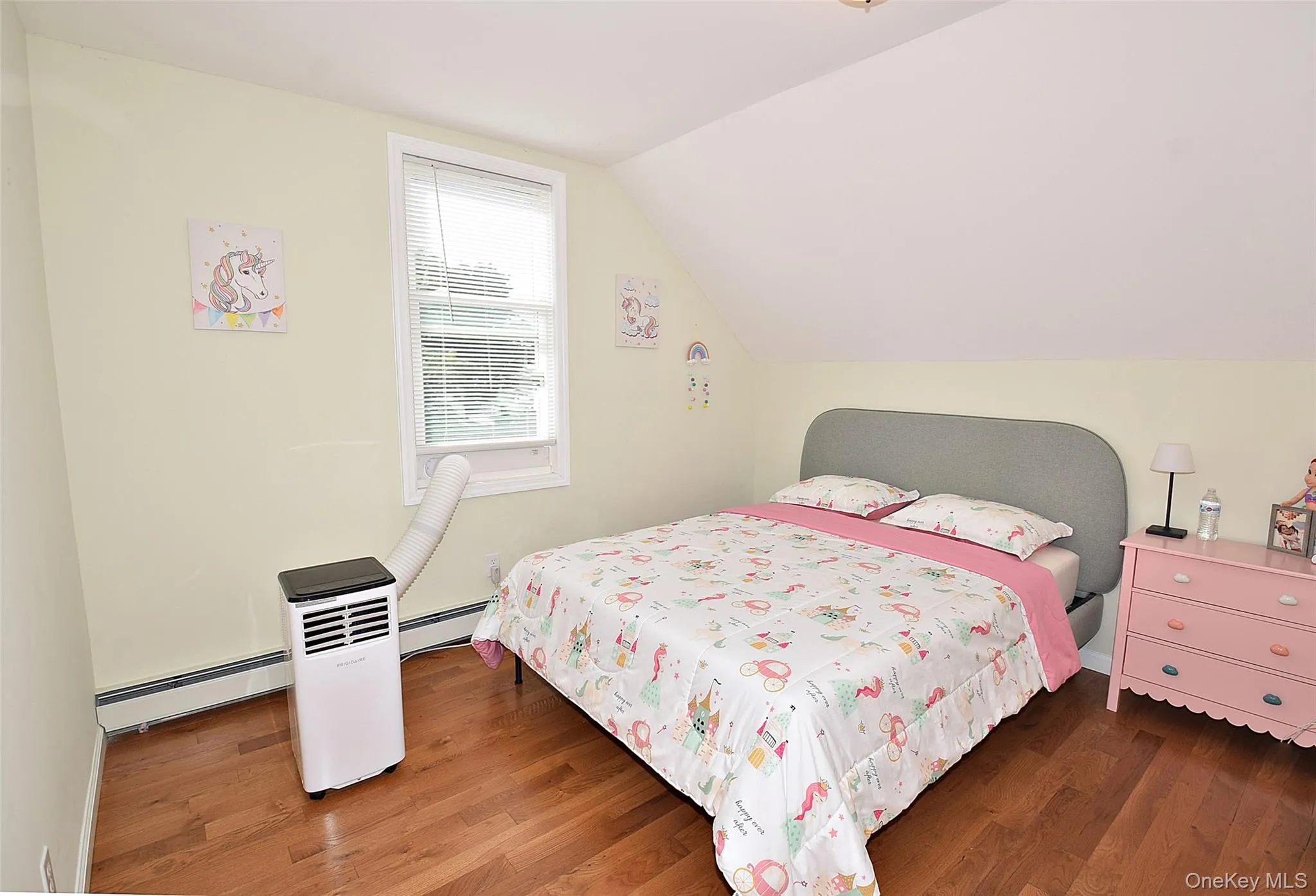 17 Maple Avenue, Brookhaven, NY, 3 Bedrooms Bedrooms, 7 Rooms Rooms,2 BathroomsBathrooms,Residential,For Rent,Maple,0,1050320 17 Maple Avenue, Brookhaven, NY, 3 Bedrooms Bedrooms, 7 Rooms Rooms,2 BathroomsBathrooms,Residential,For Rent,Maple,0,1050320