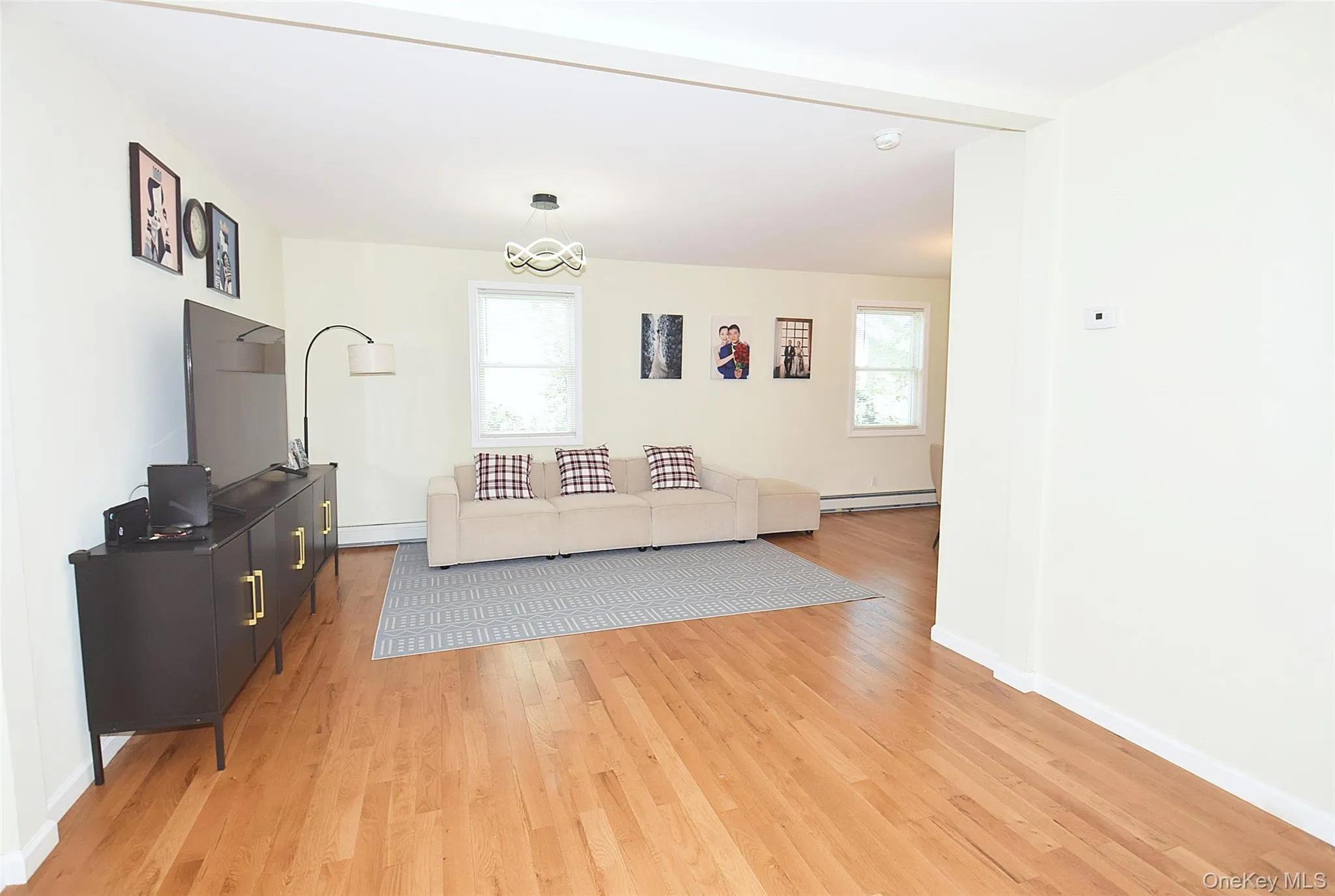 17 Maple Avenue, Brookhaven, NY, 3 Bedrooms Bedrooms, 7 Rooms Rooms,2 BathroomsBathrooms,Residential,For Rent,Maple,0,1050320 17 Maple Avenue, Brookhaven, NY, 3 Bedrooms Bedrooms, 7 Rooms Rooms,2 BathroomsBathrooms,Residential,For Rent,Maple,0,1050320