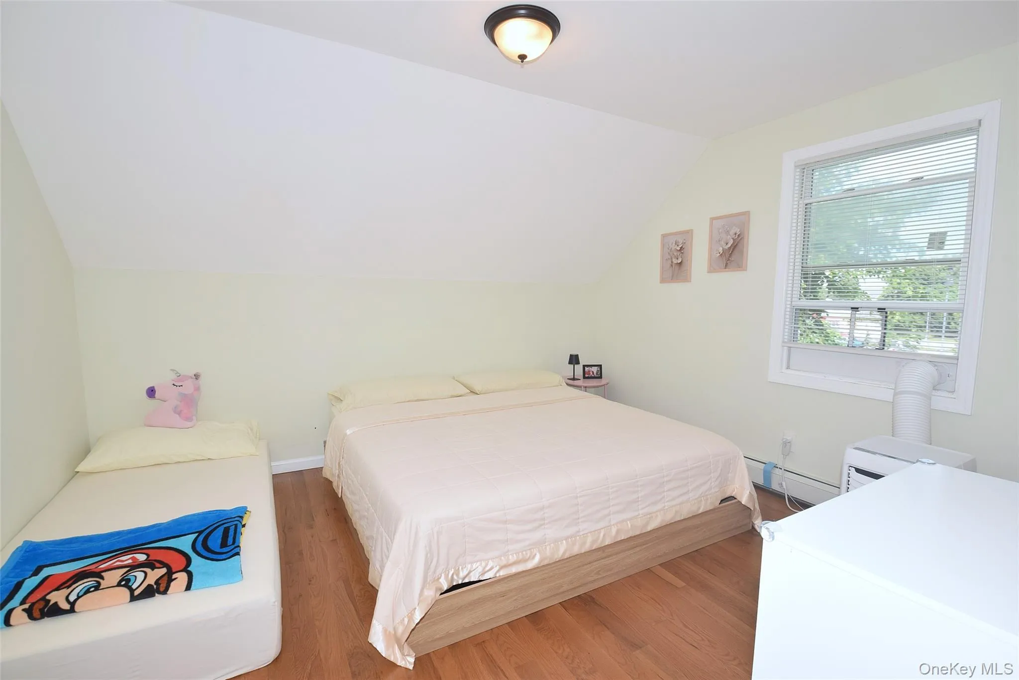 17 Maple Avenue, Brookhaven, NY, 3 Bedrooms Bedrooms, 7 Rooms Rooms,2 BathroomsBathrooms,Residential,For Rent,Maple,0,1050320 17 Maple Avenue, Brookhaven, NY, 3 Bedrooms Bedrooms, 7 Rooms Rooms,2 BathroomsBathrooms,Residential,For Rent,Maple,0,1050320