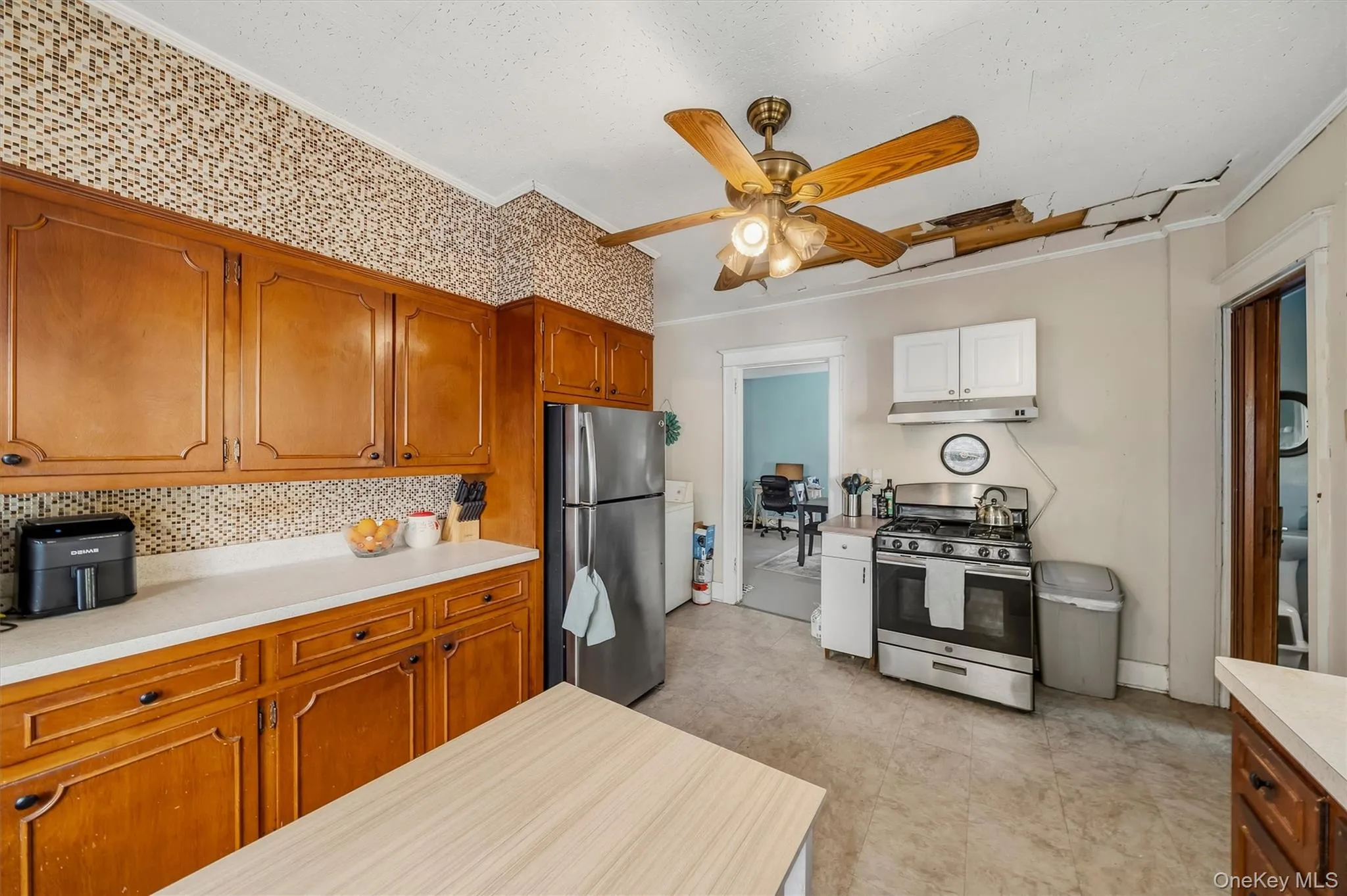 191 Wickham Avenue, Middletown, NY, 4 Bedrooms Bedrooms, 10 Rooms Rooms,1 BathroomBathrooms,Residential,For Rent,Wickham,0,1050322 191 Wickham Avenue, Middletown, NY, 4 Bedrooms Bedrooms, 10 Rooms Rooms,1 BathroomBathrooms,Residential,For Rent,Wickham,0,1050322
