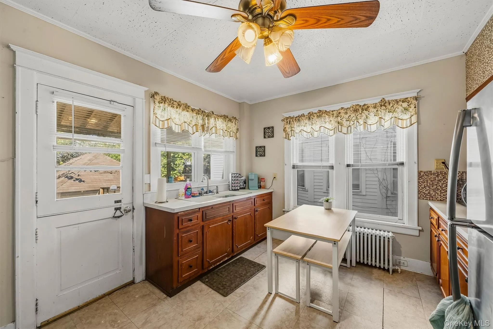 191 Wickham Avenue, Middletown, NY, 4 Bedrooms Bedrooms, 10 Rooms Rooms,1 BathroomBathrooms,Residential,For Rent,Wickham,0,1050322 191 Wickham Avenue, Middletown, NY, 4 Bedrooms Bedrooms, 10 Rooms Rooms,1 BathroomBathrooms,Residential,For Rent,Wickham,0,1050322