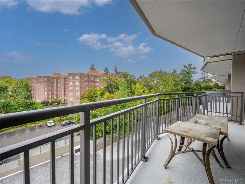 15 Stewart Place, White Plains, NY, 2 Bedrooms Bedrooms, 6 Rooms Rooms,2 BathroomsBathrooms,Residential Lease,For Rent,Stewart,0,1050323 15 Stewart Place, White Plains, NY, 2 Bedrooms Bedrooms, 6 Rooms Rooms,2 BathroomsBathrooms,Residential Lease,For Rent,Stewart,0,1050323