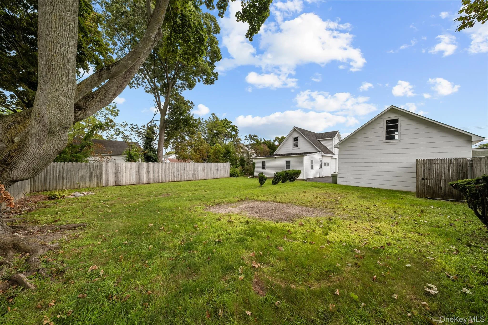 120 Ocean Avenue, Brookhaven, NY, 4 Bedrooms Bedrooms, 12 Rooms Rooms,4 BathroomsBathrooms,Residential,For Rent,Ocean,0,1050326 120 Ocean Avenue, Brookhaven, NY, 4 Bedrooms Bedrooms, 12 Rooms Rooms,4 BathroomsBathrooms,Residential,For Rent,Ocean,0,1050326