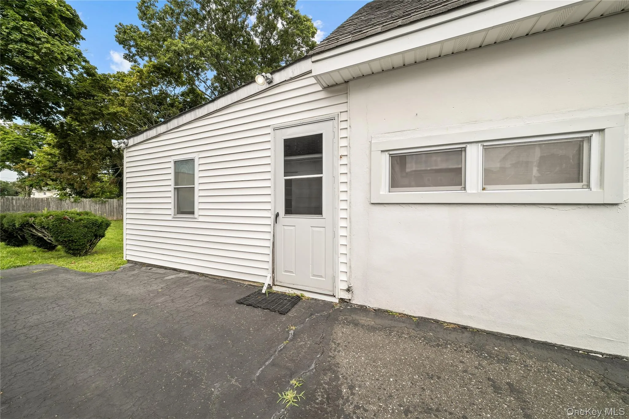 120 Ocean Avenue, Brookhaven, NY, 4 Bedrooms Bedrooms, 12 Rooms Rooms,4 BathroomsBathrooms,Residential,For Rent,Ocean,0,1050326 120 Ocean Avenue, Brookhaven, NY, 4 Bedrooms Bedrooms, 12 Rooms Rooms,4 BathroomsBathrooms,Residential,For Rent,Ocean,0,1050326