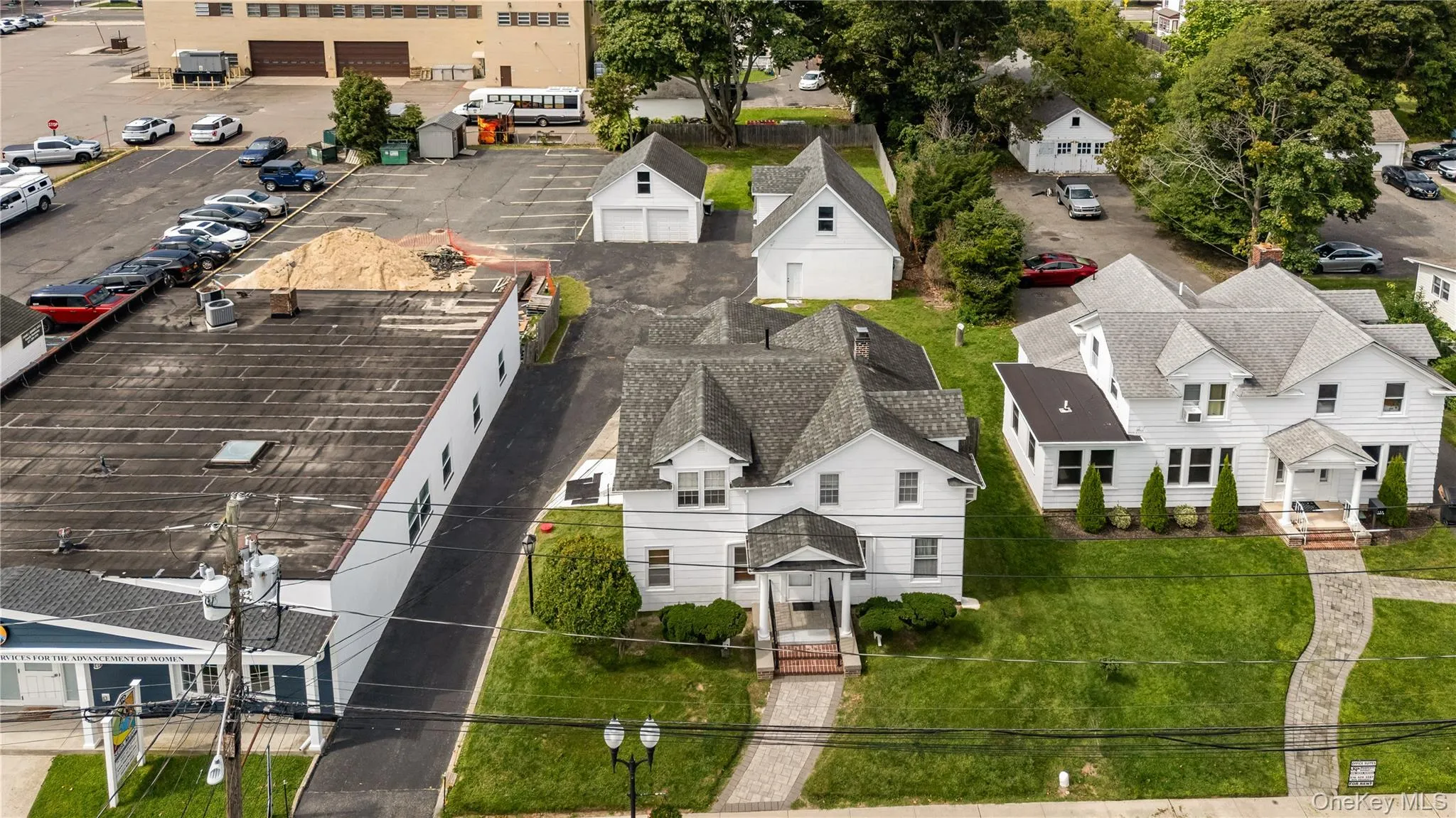 120 Ocean Avenue, Brookhaven, NY, 4 Bedrooms Bedrooms, 12 Rooms Rooms,4 BathroomsBathrooms,Residential,For Rent,Ocean,0,1050326 120 Ocean Avenue, Brookhaven, NY, 4 Bedrooms Bedrooms, 12 Rooms Rooms,4 BathroomsBathrooms,Residential,For Rent,Ocean,0,1050326