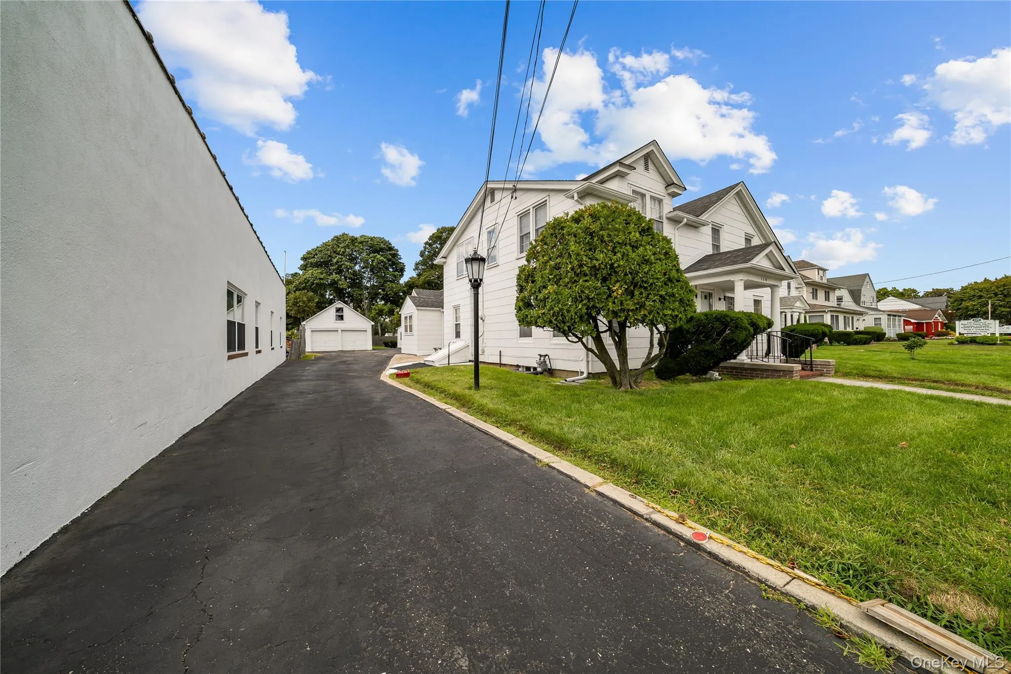 120 Ocean Avenue, Brookhaven, NY, 4 Bedrooms Bedrooms, 12 Rooms Rooms,4 BathroomsBathrooms,Residential,For Rent,Ocean,0,1050326 120 Ocean Avenue, Brookhaven, NY, 4 Bedrooms Bedrooms, 12 Rooms Rooms,4 BathroomsBathrooms,Residential,For Rent,Ocean,0,1050326