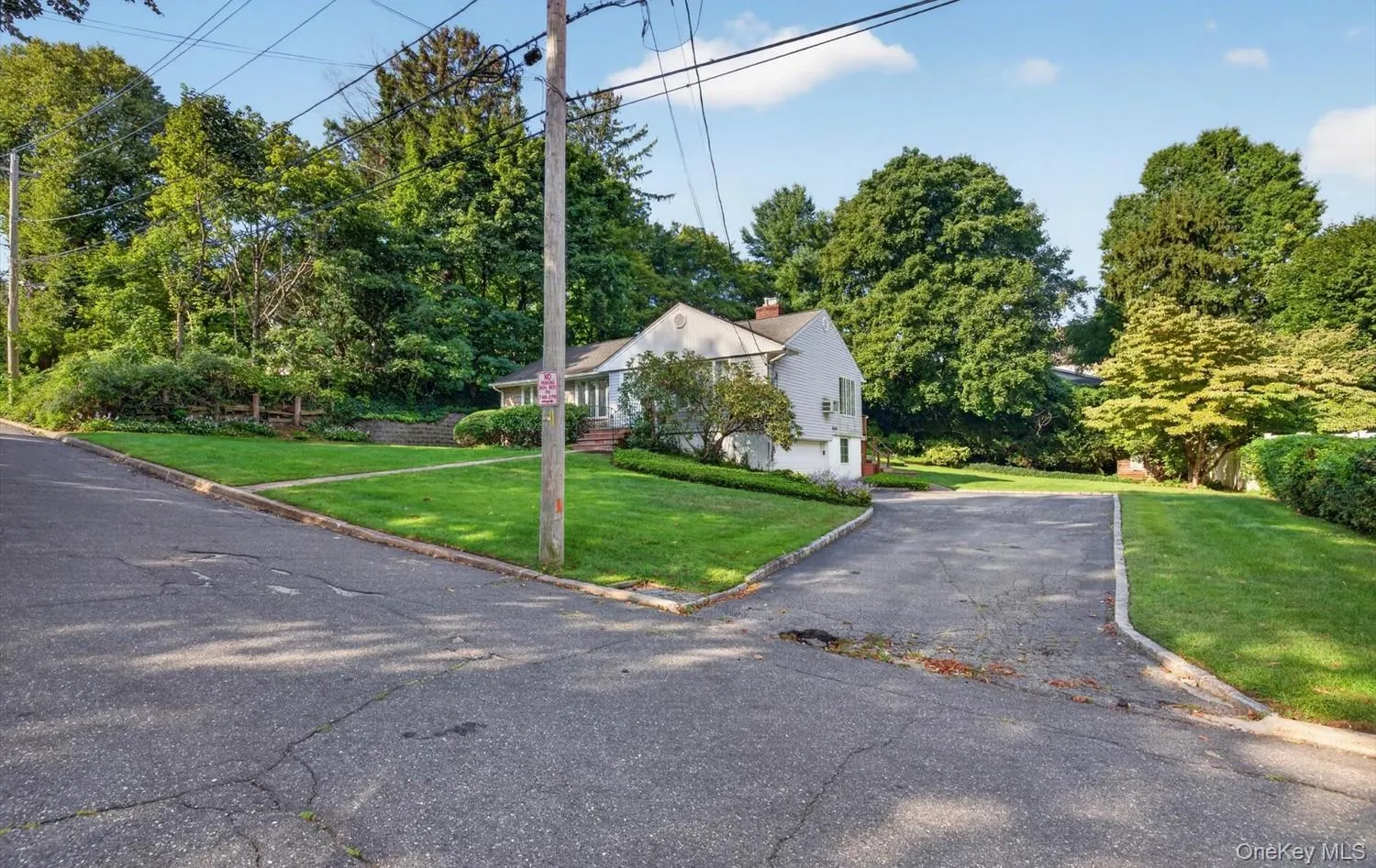 31 Francis Terrace, Glen Cove, NY, 3 Bedrooms Bedrooms, 6 Rooms Rooms,1 BathroomBathrooms,Residential,For Rent,Francis,0,1050332 31 Francis Terrace, Glen Cove, NY, 3 Bedrooms Bedrooms, 6 Rooms Rooms,1 BathroomBathrooms,Residential,For Rent,Francis,0,1050332