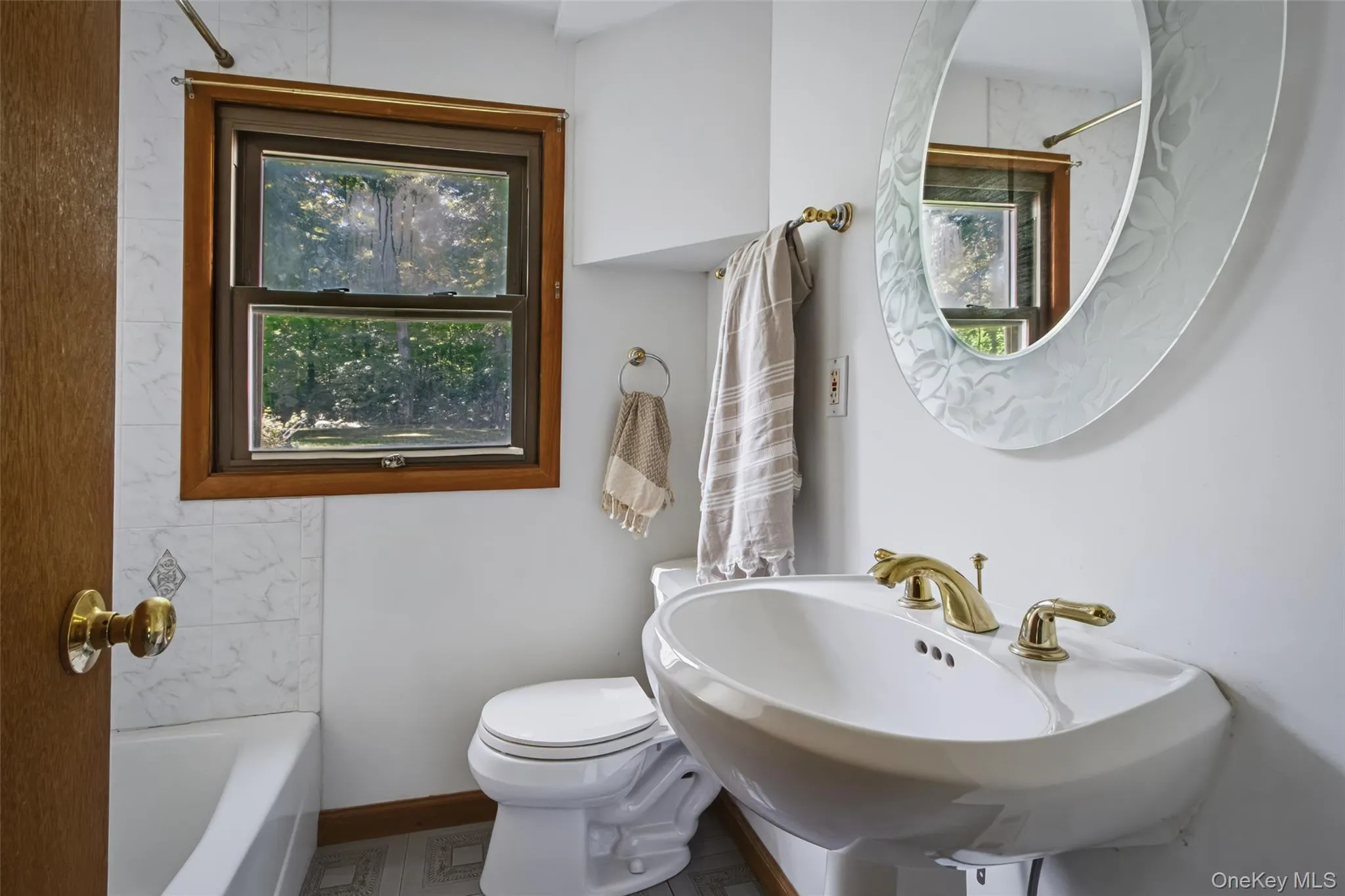 2 Enderkill Drive, Hyde Park, NY, 3 Bedrooms Bedrooms, 6 Rooms Rooms,3 BathroomsBathrooms,Residential,For Rent,Enderkill,0,1050337 2 Enderkill Drive, Hyde Park, NY, 3 Bedrooms Bedrooms, 6 Rooms Rooms,3 BathroomsBathrooms,Residential,For Rent,Enderkill,0,1050337