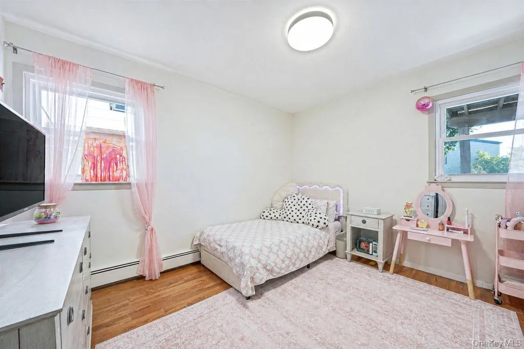 41 Saltaire Road, Babylon, NY, 4 Bedrooms Bedrooms, 7 Rooms Rooms,2 BathroomsBathrooms,Residential,For Rent,Saltaire,0,1050339 41 Saltaire Road, Babylon, NY, 4 Bedrooms Bedrooms, 7 Rooms Rooms,2 BathroomsBathrooms,Residential,For Rent,Saltaire,0,1050339
