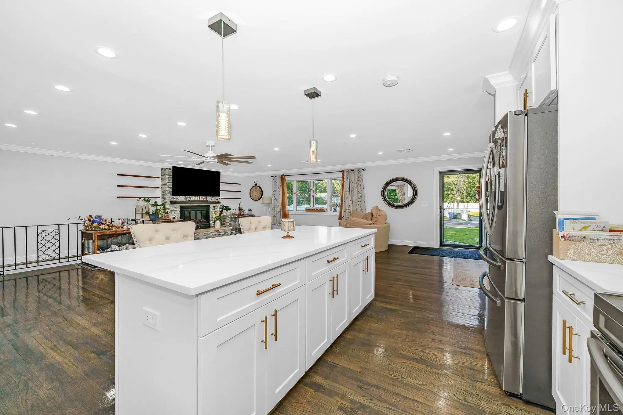20 Danbury Avenue, Brookhaven, NY, 3 Bedrooms Bedrooms, 8 Rooms Rooms,2 BathroomsBathrooms,Residential,For Rent,Danbury,0,1050340 20 Danbury Avenue, Brookhaven, NY, 3 Bedrooms Bedrooms, 8 Rooms Rooms,2 BathroomsBathrooms,Residential,For Rent,Danbury,0,1050340