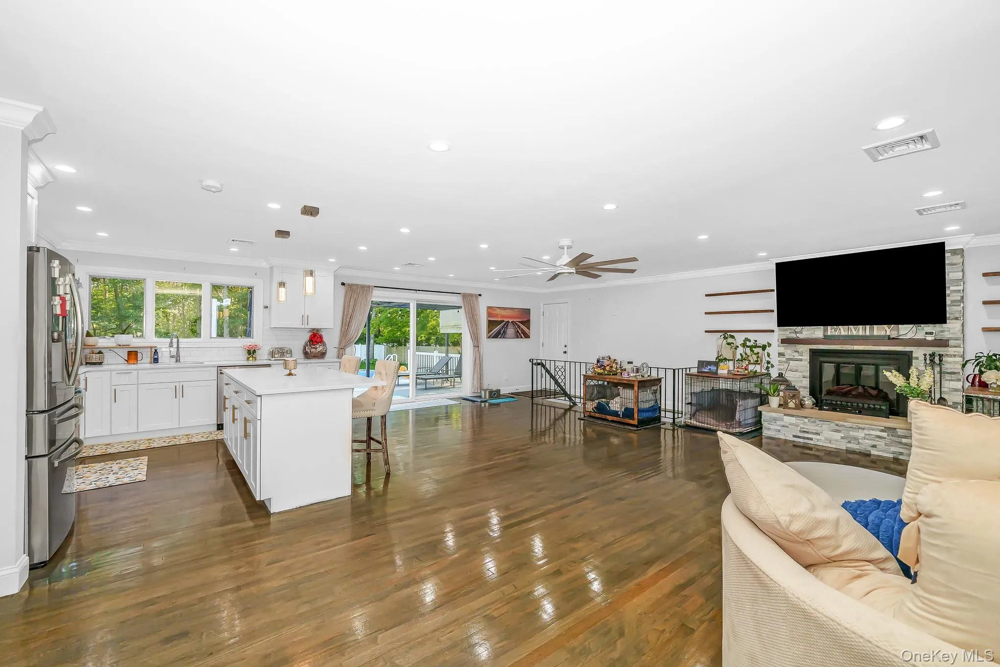 20 Danbury Avenue, Brookhaven, NY, 3 Bedrooms Bedrooms, 8 Rooms Rooms,2 BathroomsBathrooms,Residential,For Rent,Danbury,0,1050340 20 Danbury Avenue, Brookhaven, NY, 3 Bedrooms Bedrooms, 8 Rooms Rooms,2 BathroomsBathrooms,Residential,For Rent,Danbury,0,1050340
