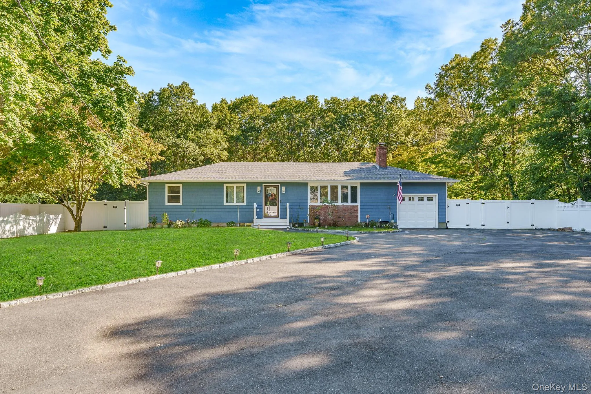 20 Danbury Avenue, Brookhaven, NY, 3 Bedrooms Bedrooms, 8 Rooms Rooms,2 BathroomsBathrooms,Residential,For Rent,Danbury,0,1050340 20 Danbury Avenue, Brookhaven, NY, 3 Bedrooms Bedrooms, 8 Rooms Rooms,2 BathroomsBathrooms,Residential,For Rent,Danbury,0,1050340