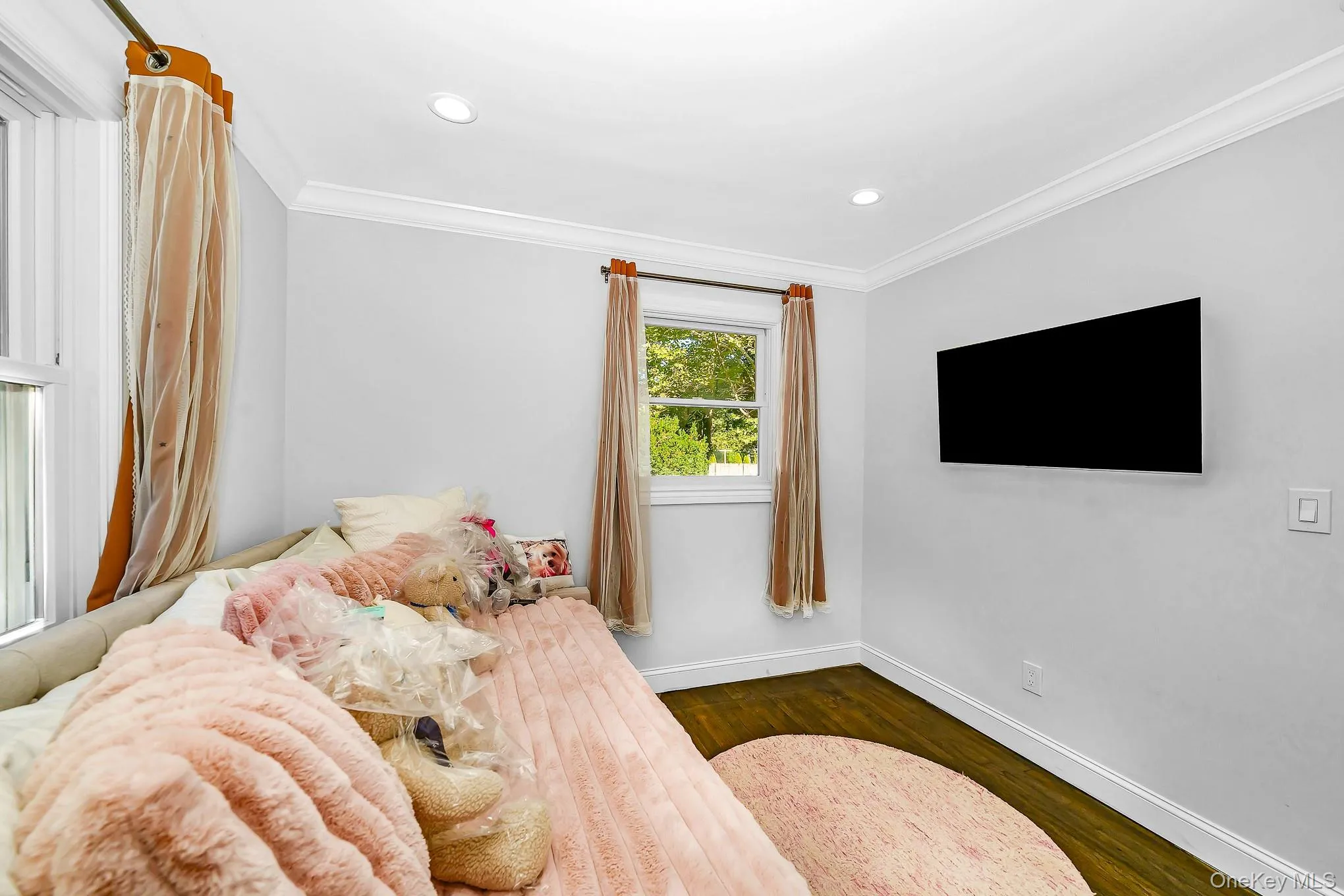 20 Danbury Avenue, Brookhaven, NY, 3 Bedrooms Bedrooms, 8 Rooms Rooms,2 BathroomsBathrooms,Residential,For Rent,Danbury,0,1050340 20 Danbury Avenue, Brookhaven, NY, 3 Bedrooms Bedrooms, 8 Rooms Rooms,2 BathroomsBathrooms,Residential,For Rent,Danbury,0,1050340