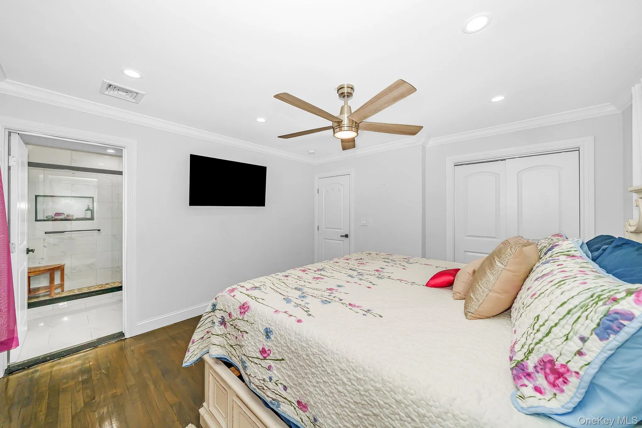 20 Danbury Avenue, Brookhaven, NY, 3 Bedrooms Bedrooms, 8 Rooms Rooms,2 BathroomsBathrooms,Residential,For Rent,Danbury,0,1050340 20 Danbury Avenue, Brookhaven, NY, 3 Bedrooms Bedrooms, 8 Rooms Rooms,2 BathroomsBathrooms,Residential,For Rent,Danbury,0,1050340