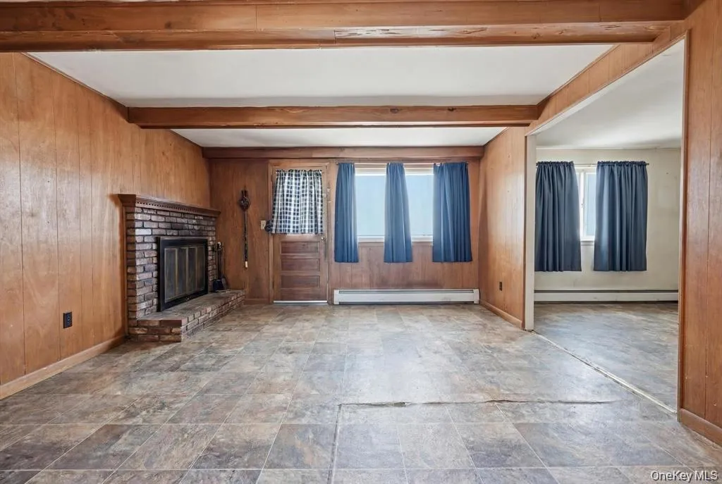 43 Village Lane, Islip, NY, 4 Bedrooms Bedrooms, 7 Rooms Rooms,2 BathroomsBathrooms,Residential,For Rent,Village,0,1050345 43 Village Lane, Islip, NY, 4 Bedrooms Bedrooms, 7 Rooms Rooms,2 BathroomsBathrooms,Residential,For Rent,Village,0,1050345