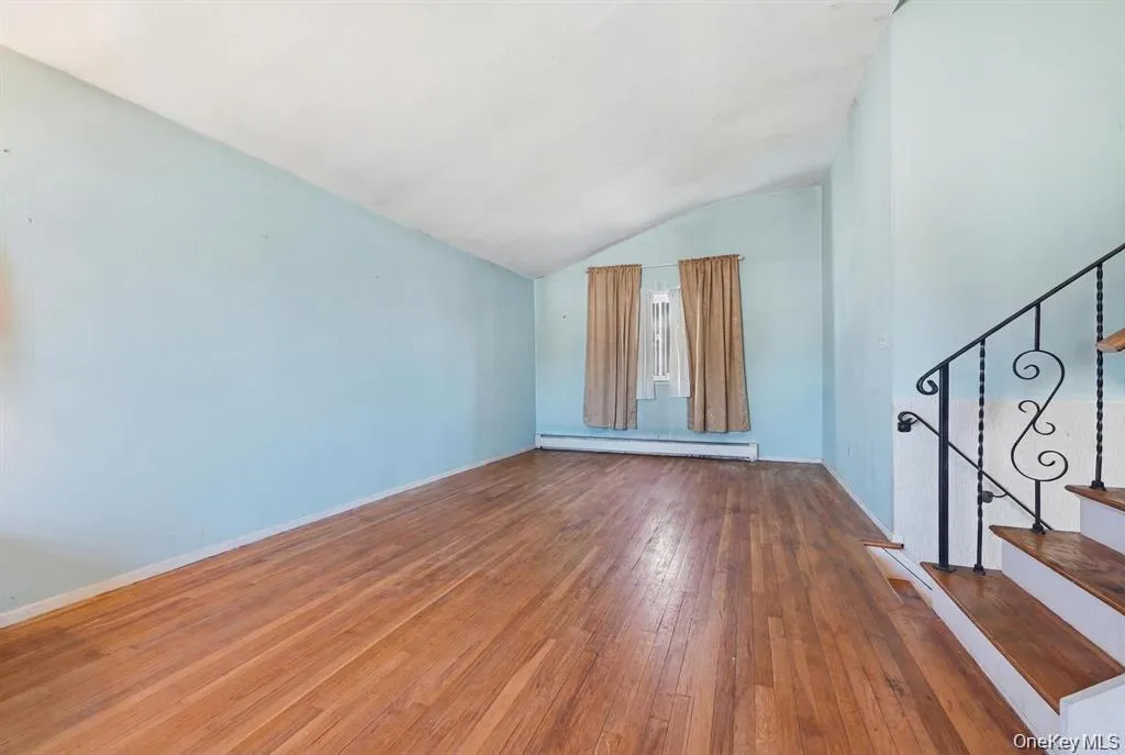 43 Village Lane, Islip, NY, 4 Bedrooms Bedrooms, 7 Rooms Rooms,2 BathroomsBathrooms,Residential,For Rent,Village,0,1050345 43 Village Lane, Islip, NY, 4 Bedrooms Bedrooms, 7 Rooms Rooms,2 BathroomsBathrooms,Residential,For Rent,Village,0,1050345