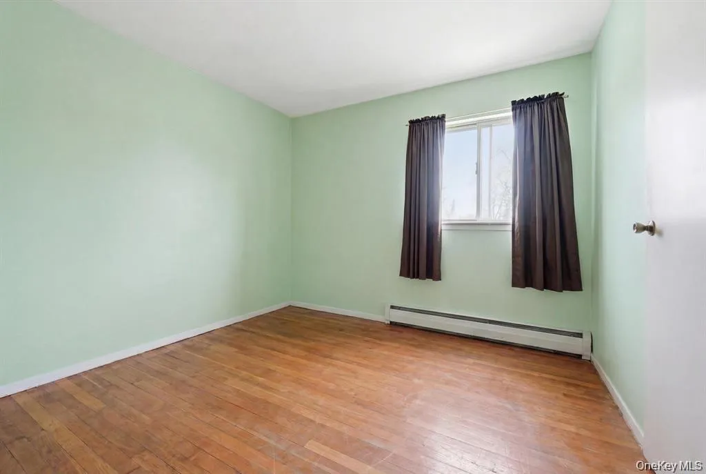 43 Village Lane, Islip, NY, 4 Bedrooms Bedrooms, 7 Rooms Rooms,2 BathroomsBathrooms,Residential,For Rent,Village,0,1050345 43 Village Lane, Islip, NY, 4 Bedrooms Bedrooms, 7 Rooms Rooms,2 BathroomsBathrooms,Residential,For Rent,Village,0,1050345