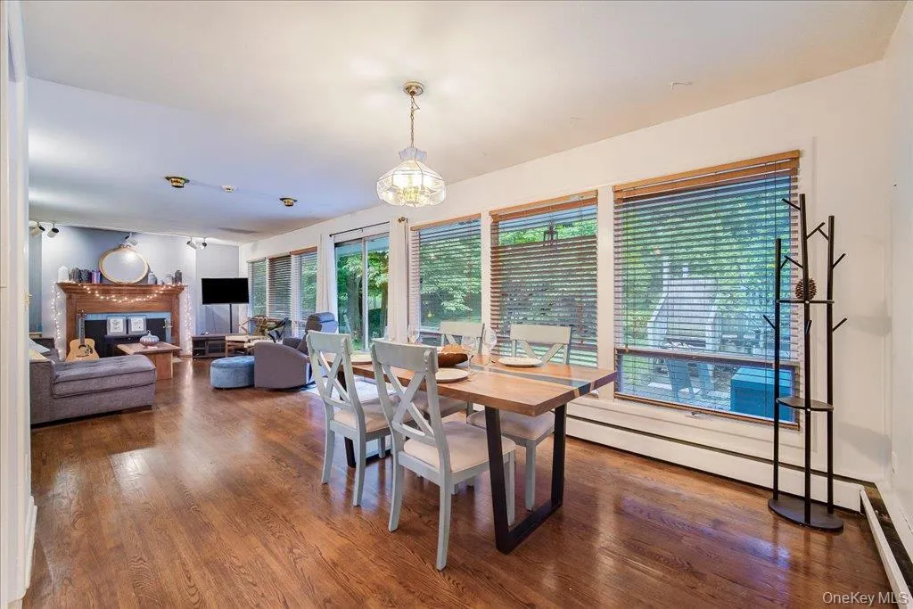 29 Brothers Road, Wappinger, NY, 2 Bedrooms Bedrooms, 8 Rooms Rooms,2 BathroomsBathrooms,Residential,For Rent,Brothers,0,1050353 29 Brothers Road, Wappinger, NY, 2 Bedrooms Bedrooms, 8 Rooms Rooms,2 BathroomsBathrooms,Residential,For Rent,Brothers,0,1050353