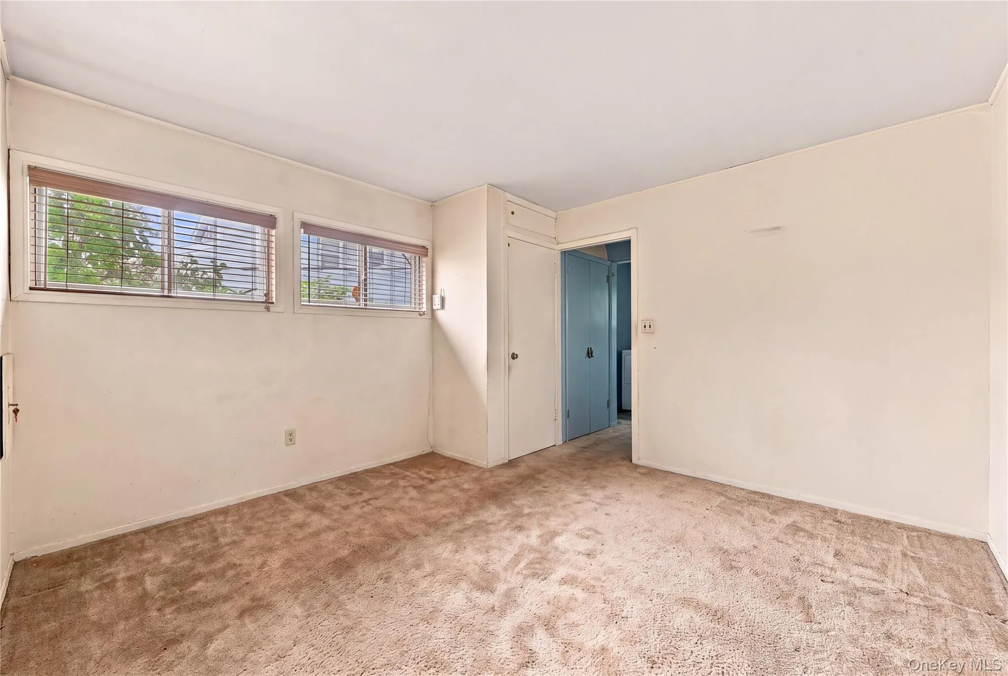 75 Weaving Lane, Hempstead, NY, 4 Bedrooms Bedrooms, 9 Rooms Rooms,2 BathroomsBathrooms,Residential,For Rent,Weaving,0,1050355 75 Weaving Lane, Hempstead, NY, 4 Bedrooms Bedrooms, 9 Rooms Rooms,2 BathroomsBathrooms,Residential,For Rent,Weaving,0,1050355