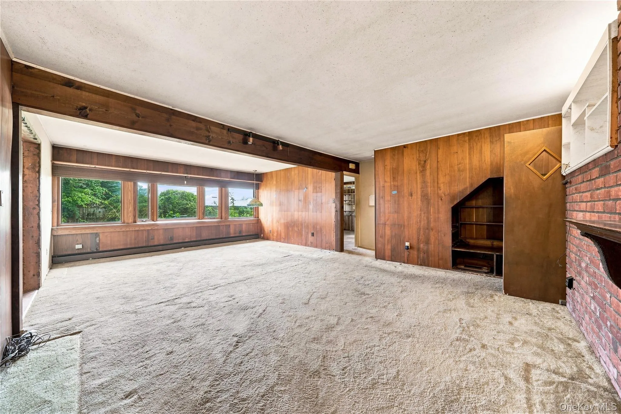 75 Weaving Lane, Hempstead, NY, 4 Bedrooms Bedrooms, 9 Rooms Rooms,2 BathroomsBathrooms,Residential,For Rent,Weaving,0,1050355 75 Weaving Lane, Hempstead, NY, 4 Bedrooms Bedrooms, 9 Rooms Rooms,2 BathroomsBathrooms,Residential,For Rent,Weaving,0,1050355