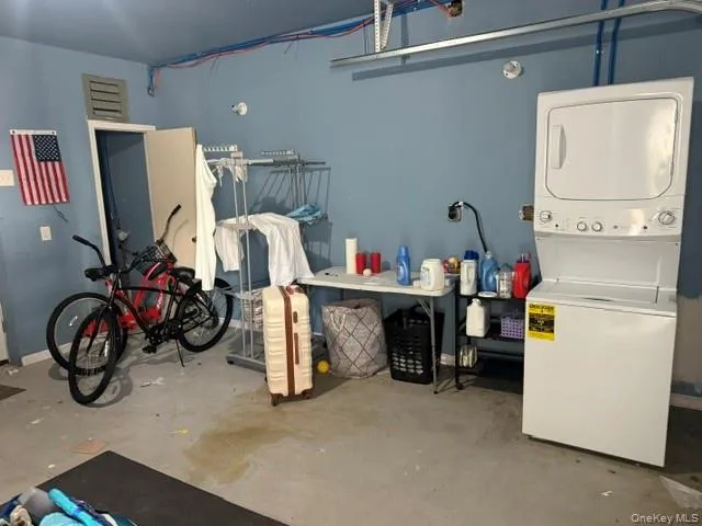 31 Vermont Street, Long Beach, NY, 2 Bedrooms Bedrooms, 5 Rooms Rooms,1 BathroomBathrooms,Residential Lease,For Rent,Vermont,0,1050356 31 Vermont Street, Long Beach, NY, 2 Bedrooms Bedrooms, 5 Rooms Rooms,1 BathroomBathrooms,Residential Lease,For Rent,Vermont,0,1050356