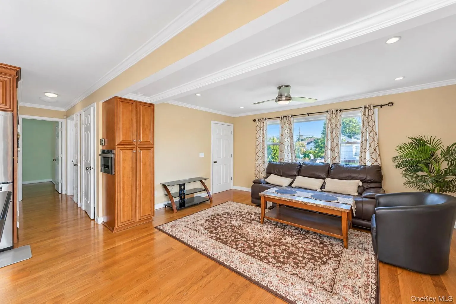 27 Colony Street, Oyster Bay, NY, 4 Bedrooms Bedrooms, 8 Rooms Rooms,2 BathroomsBathrooms,Residential,For Rent,Colony,0,1050357 27 Colony Street, Oyster Bay, NY, 4 Bedrooms Bedrooms, 8 Rooms Rooms,2 BathroomsBathrooms,Residential,For Rent,Colony,0,1050357