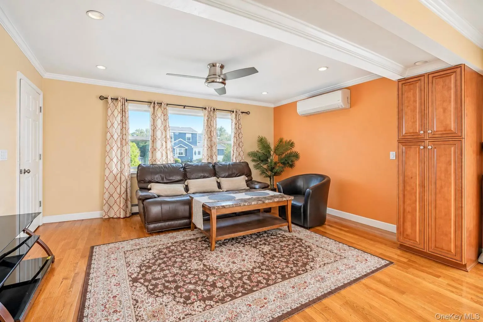 27 Colony Street, Oyster Bay, NY, 4 Bedrooms Bedrooms, 8 Rooms Rooms,2 BathroomsBathrooms,Residential,For Rent,Colony,0,1050357 27 Colony Street, Oyster Bay, NY, 4 Bedrooms Bedrooms, 8 Rooms Rooms,2 BathroomsBathrooms,Residential,For Rent,Colony,0,1050357