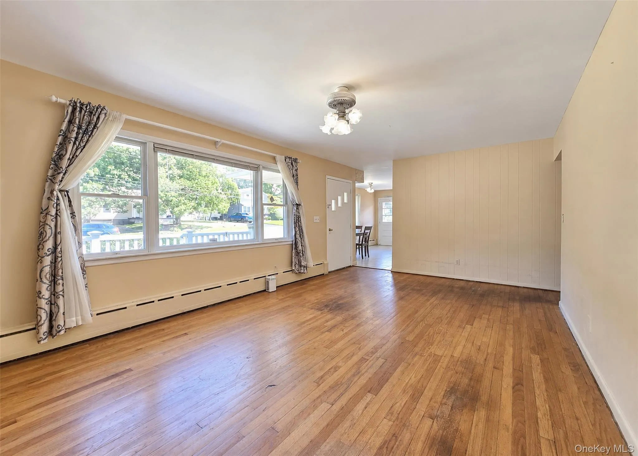 80 Carroll Avenue, Brookhaven, NY, 3 Bedrooms Bedrooms, 5 Rooms Rooms,2 BathroomsBathrooms,Residential,For Rent,Carroll,0,1050359 80 Carroll Avenue, Brookhaven, NY, 3 Bedrooms Bedrooms, 5 Rooms Rooms,2 BathroomsBathrooms,Residential,For Rent,Carroll,0,1050359