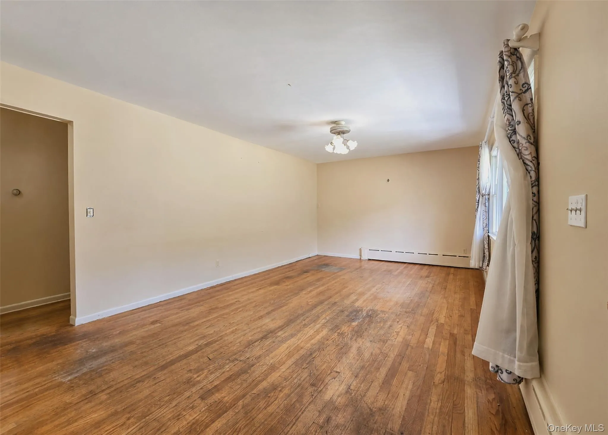 80 Carroll Avenue, Brookhaven, NY, 3 Bedrooms Bedrooms, 5 Rooms Rooms,2 BathroomsBathrooms,Residential,For Rent,Carroll,0,1050359 80 Carroll Avenue, Brookhaven, NY, 3 Bedrooms Bedrooms, 5 Rooms Rooms,2 BathroomsBathrooms,Residential,For Rent,Carroll,0,1050359