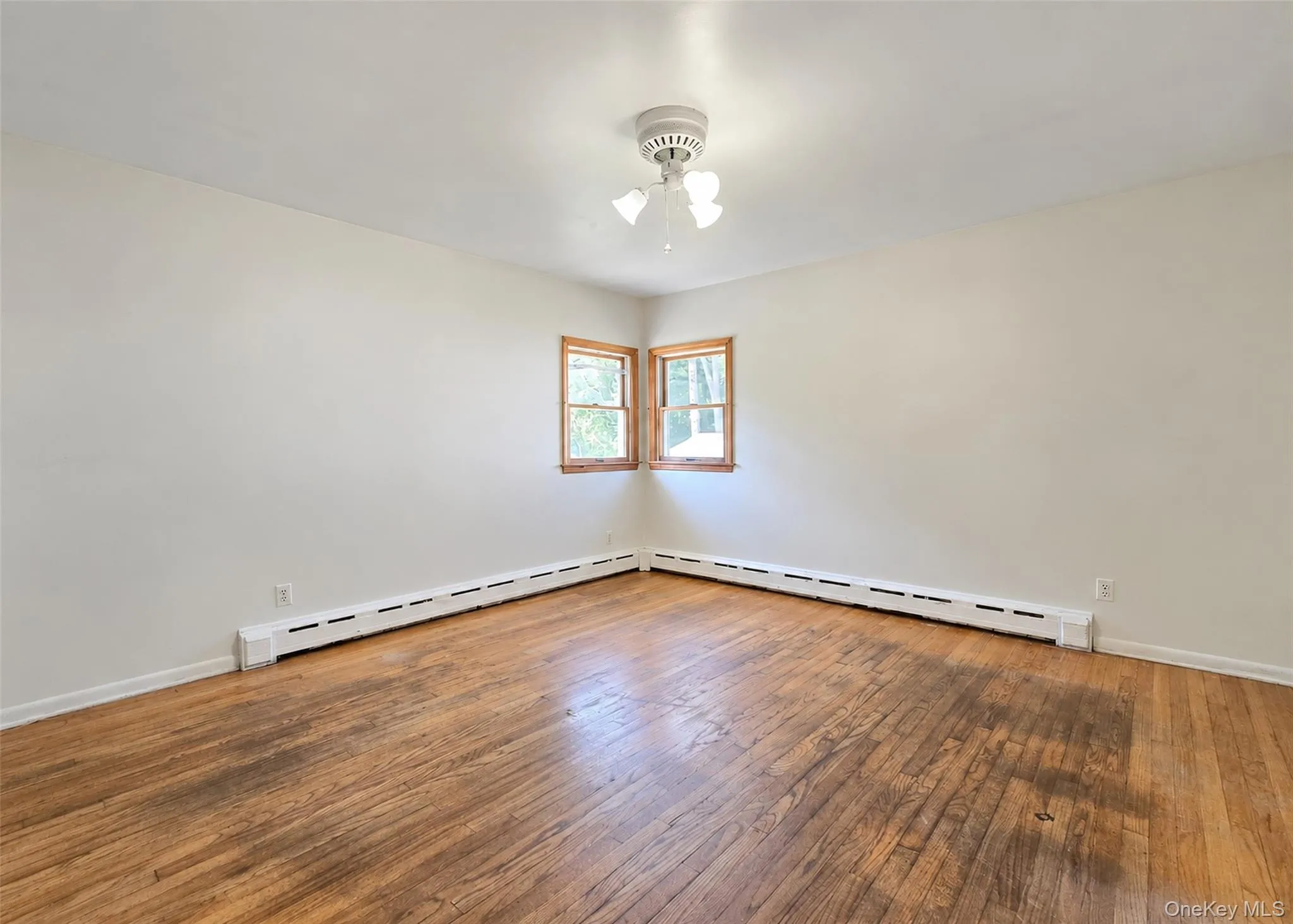 80 Carroll Avenue, Brookhaven, NY, 3 Bedrooms Bedrooms, 5 Rooms Rooms,2 BathroomsBathrooms,Residential,For Rent,Carroll,0,1050359 80 Carroll Avenue, Brookhaven, NY, 3 Bedrooms Bedrooms, 5 Rooms Rooms,2 BathroomsBathrooms,Residential,For Rent,Carroll,0,1050359