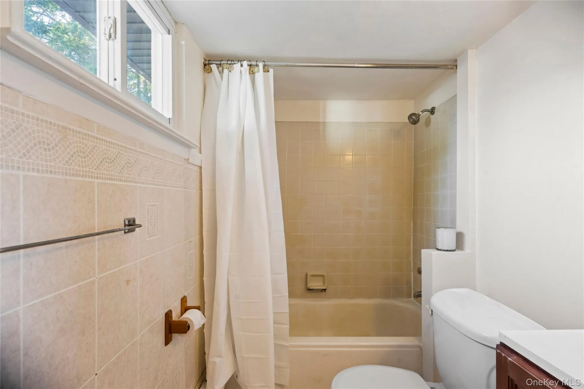 57 Sand Street, Oyster Bay, NY, 4 Bedrooms Bedrooms, 10 Rooms Rooms,2 BathroomsBathrooms,Residential,For Rent,Sand,0,1050360 57 Sand Street, Oyster Bay, NY, 4 Bedrooms Bedrooms, 10 Rooms Rooms,2 BathroomsBathrooms,Residential,For Rent,Sand,0,1050360