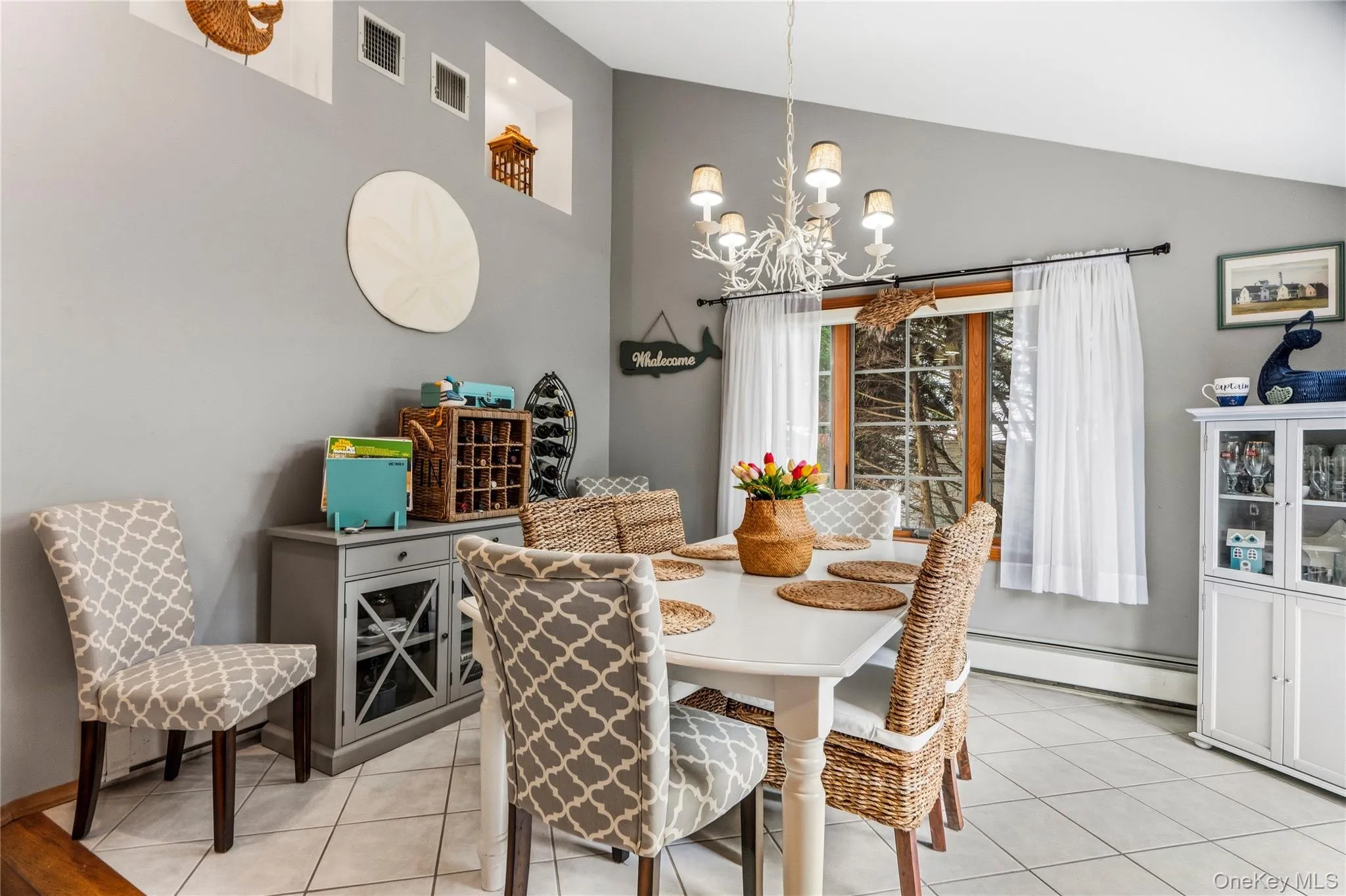 50 Marie Place, Oyster Bay, NY, 3 Bedrooms Bedrooms, 7 Rooms Rooms,2 BathroomsBathrooms,Residential,For Rent,Marie,0,1050363 50 Marie Place, Oyster Bay, NY, 3 Bedrooms Bedrooms, 7 Rooms Rooms,2 BathroomsBathrooms,Residential,For Rent,Marie,0,1050363
