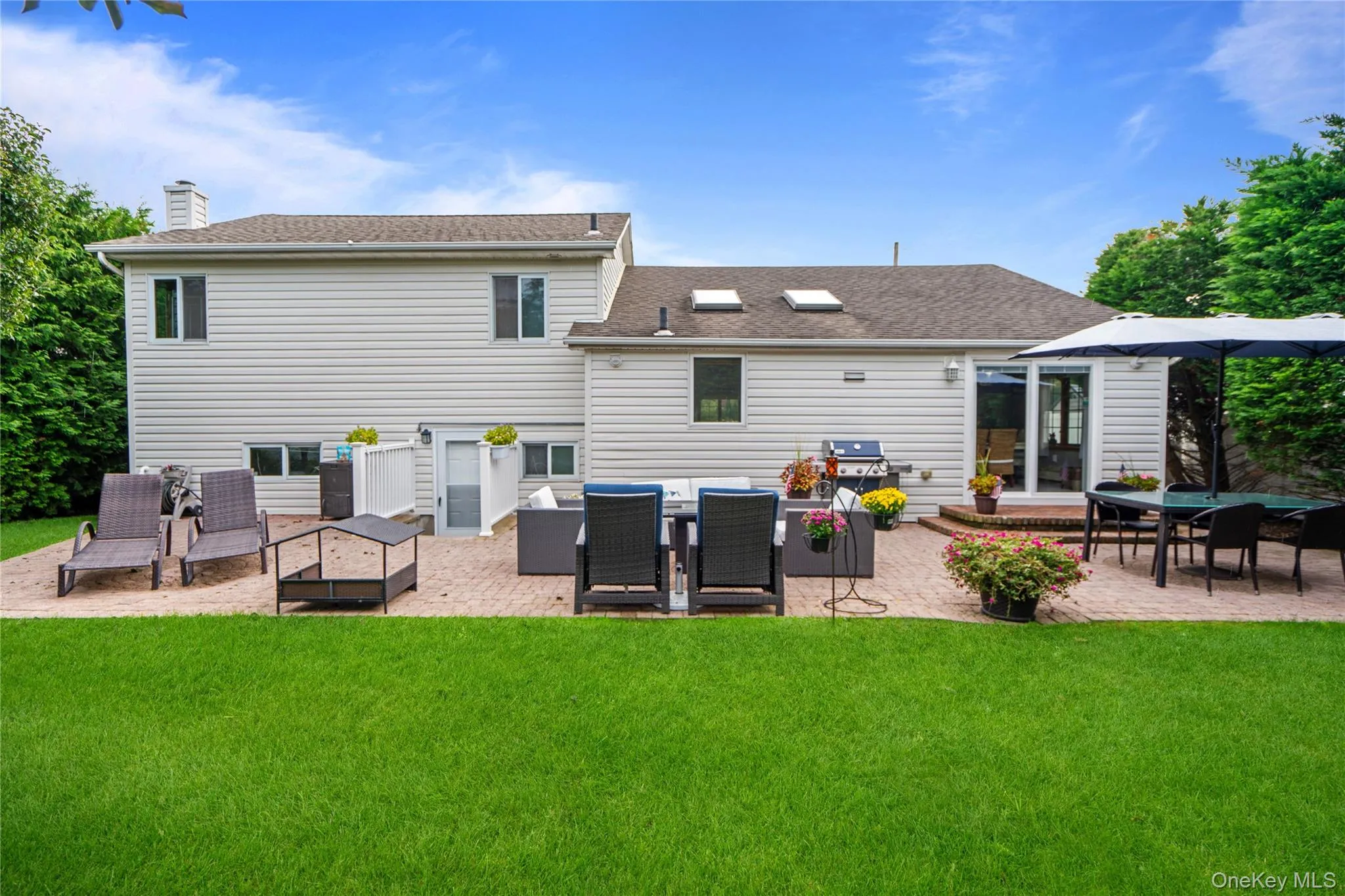 50 Marie Place, Oyster Bay, NY, 3 Bedrooms Bedrooms, 7 Rooms Rooms,2 BathroomsBathrooms,Residential,For Rent,Marie,0,1050363 50 Marie Place, Oyster Bay, NY, 3 Bedrooms Bedrooms, 7 Rooms Rooms,2 BathroomsBathrooms,Residential,For Rent,Marie,0,1050363