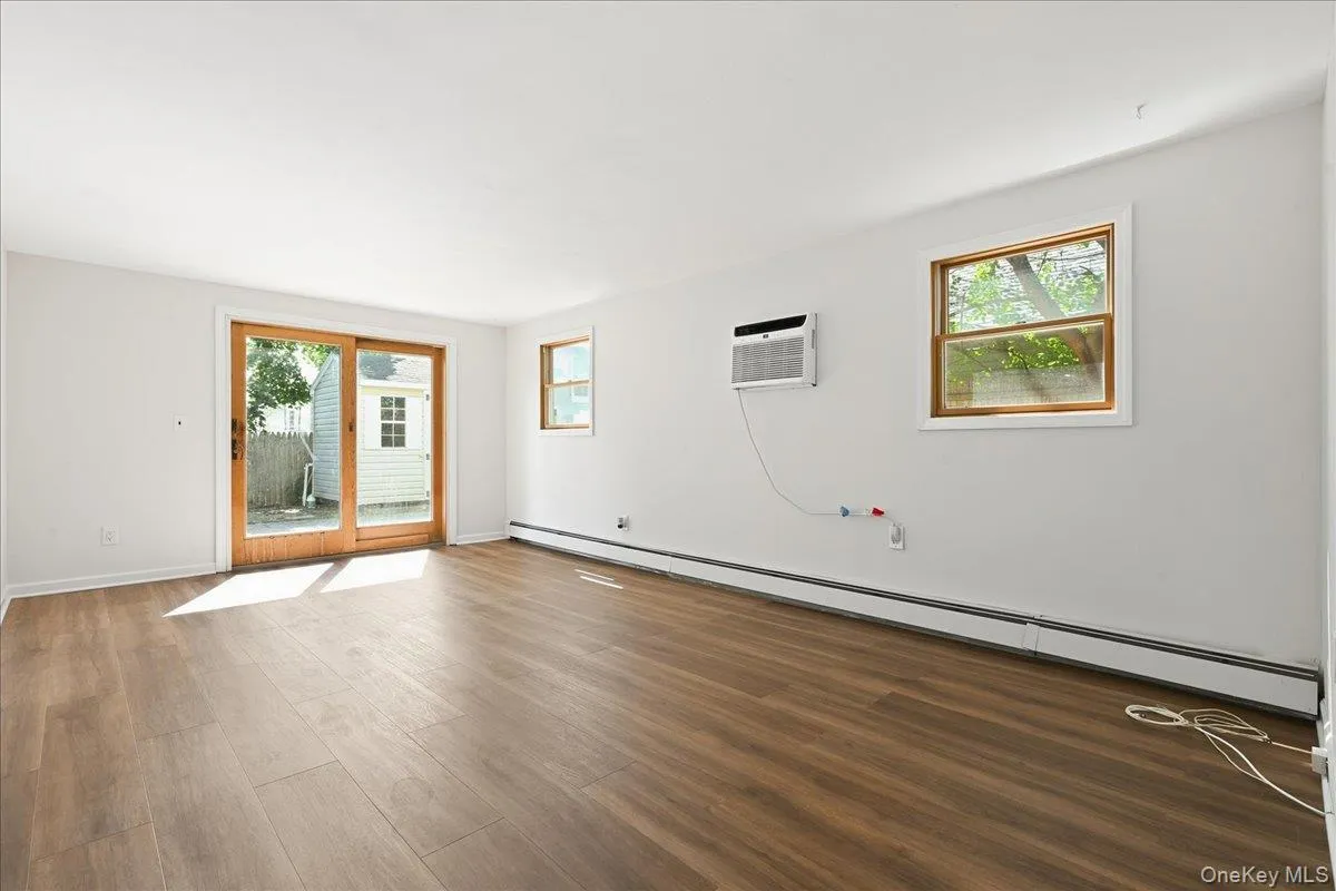 6 Adam Road, Oyster Bay, NY, 4 Bedrooms Bedrooms, 8 Rooms Rooms,2 BathroomsBathrooms,Residential,For Rent,Adam,0,1050365 6 Adam Road, Oyster Bay, NY, 4 Bedrooms Bedrooms, 8 Rooms Rooms,2 BathroomsBathrooms,Residential,For Rent,Adam,0,1050365