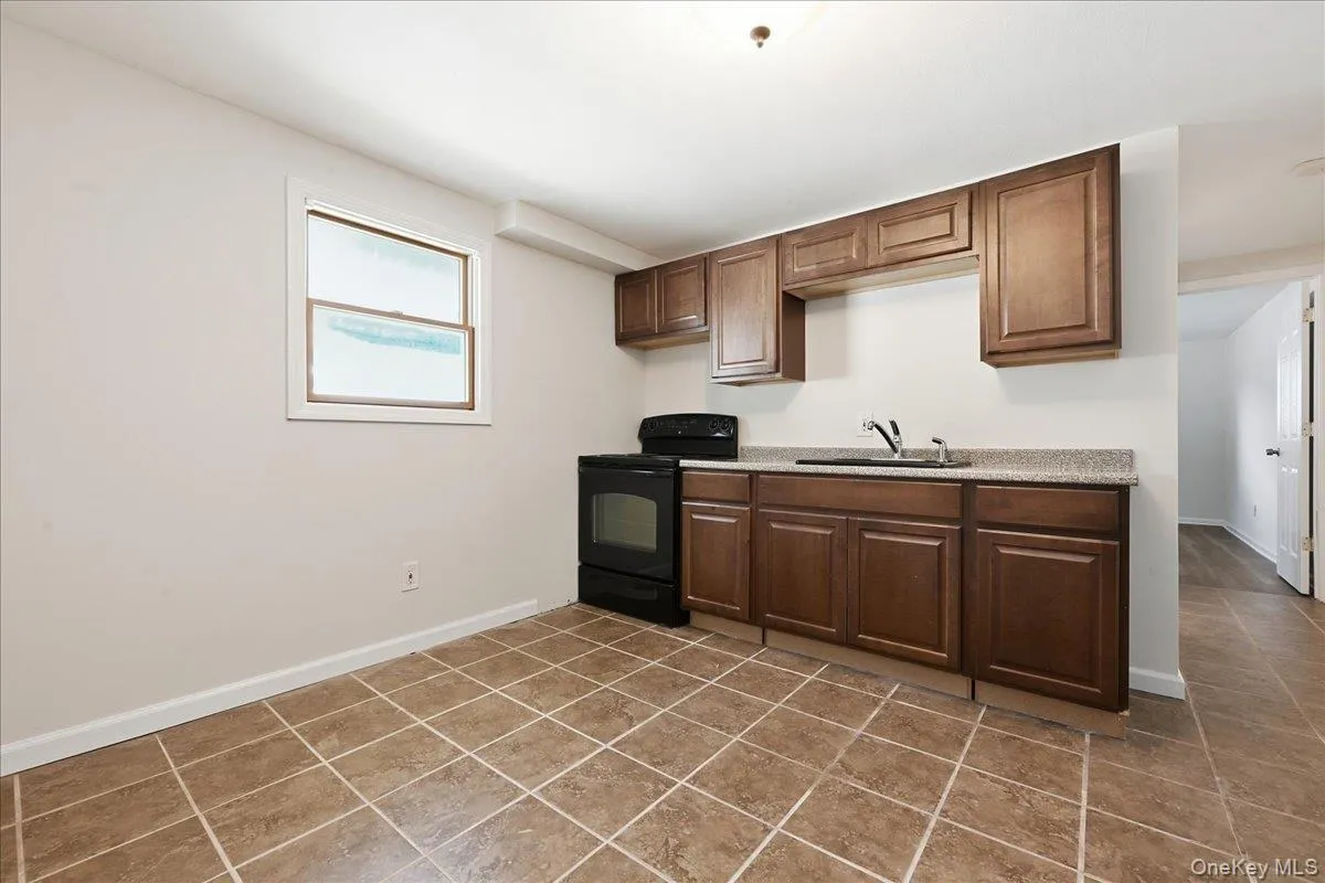 6 Adam Road, Oyster Bay, NY, 4 Bedrooms Bedrooms, 8 Rooms Rooms,2 BathroomsBathrooms,Residential,For Rent,Adam,0,1050365 6 Adam Road, Oyster Bay, NY, 4 Bedrooms Bedrooms, 8 Rooms Rooms,2 BathroomsBathrooms,Residential,For Rent,Adam,0,1050365